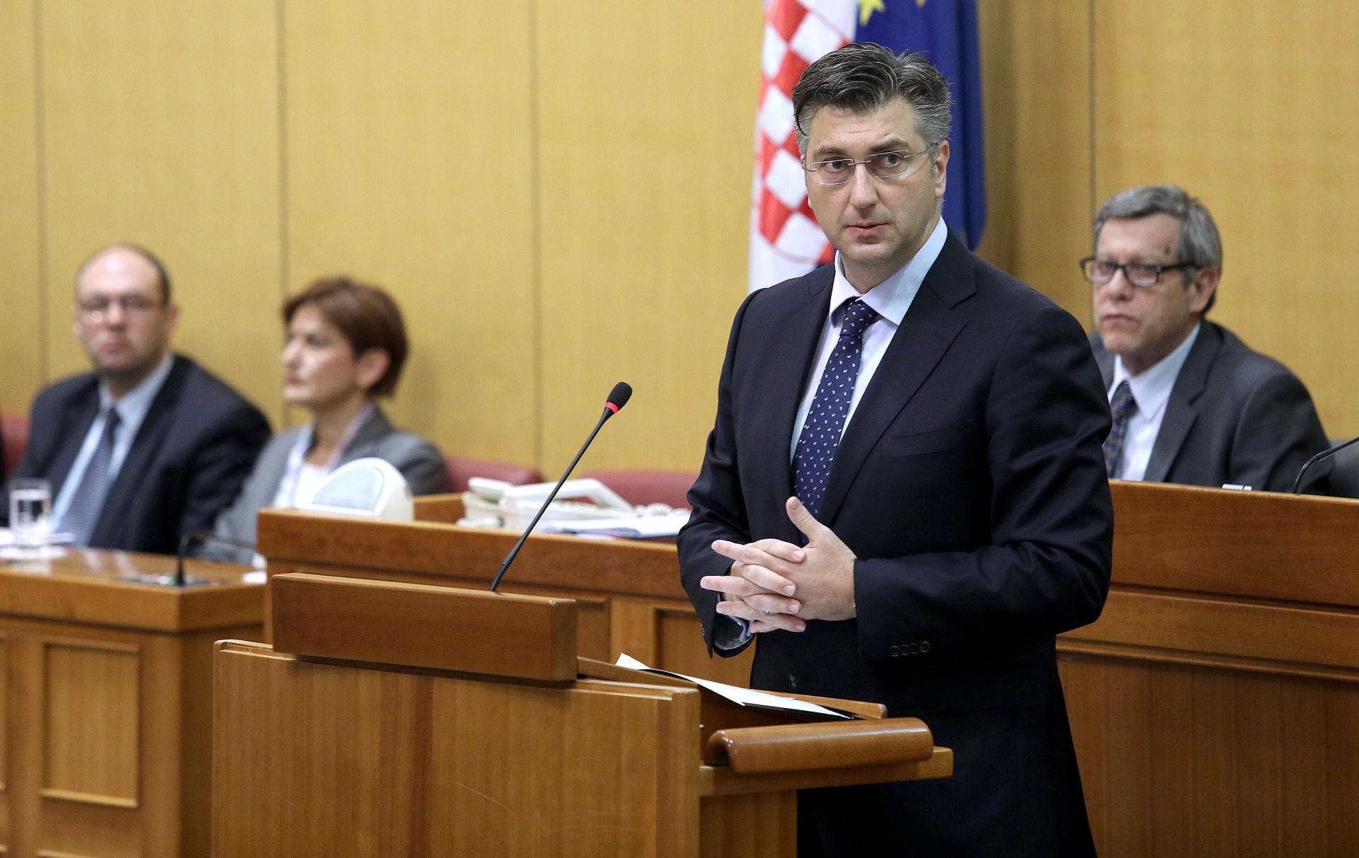 10.12.2016., Zagreb - Sabor je drugu sjednicu nastavio raspravom o prijedlogu Drzavnog proracuna Republike Hrvatske za 2017. godinu i projekcijama za 2018. i 2019. godinu. Andrej Plenkovic. 
Photo: Patrik Macek/PIXSELL