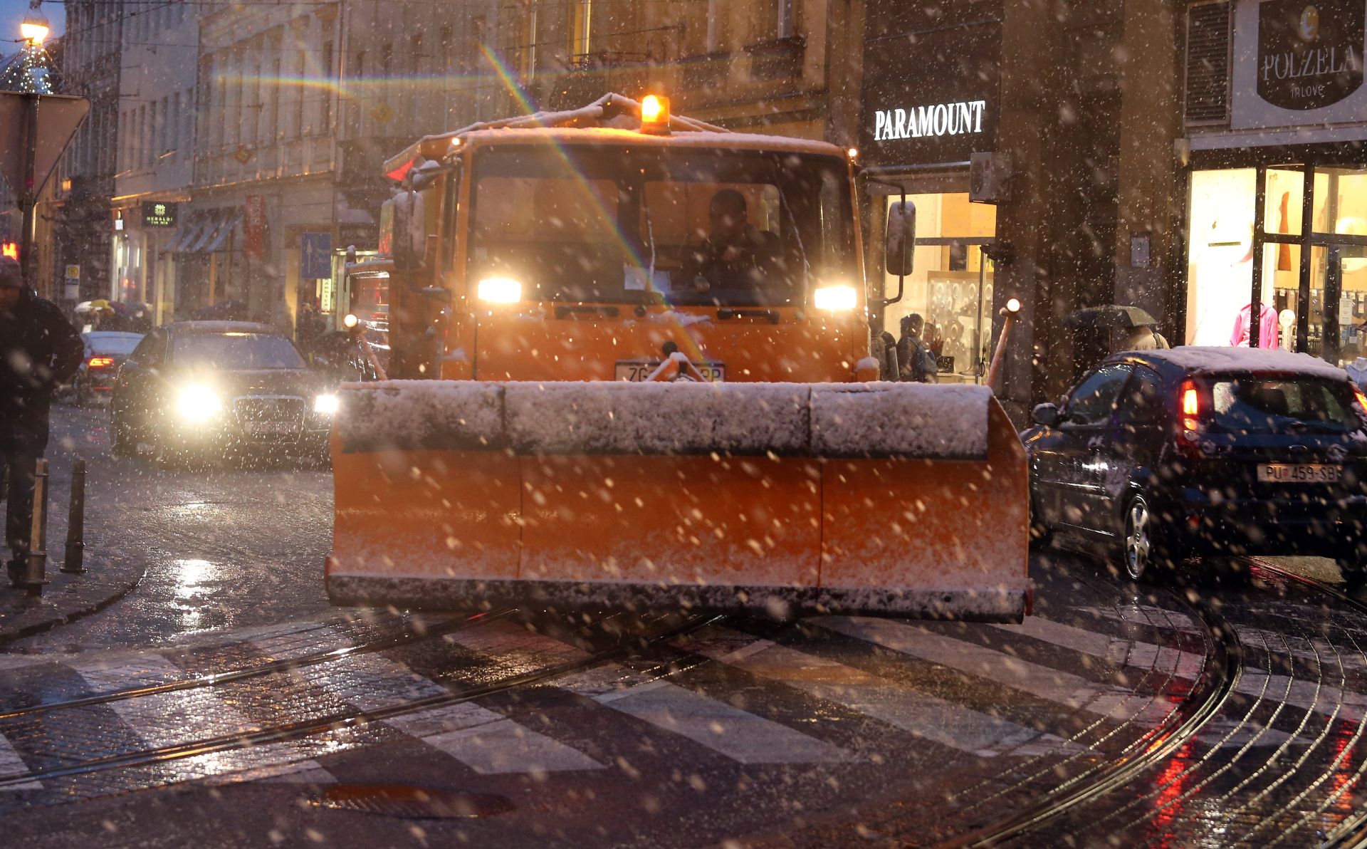 13.01.2017., Zagreb - U Zagrebu nakon kise u popodnevnim satima poceo je padati obilan snijeg. 
Photo: Dalibor Urukalovic/PIXSELL