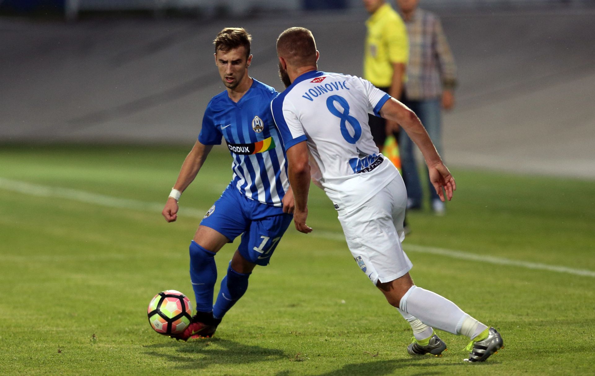 Zagreb, 8.8.2016 - Utakmica 4. kola Prve HNL Lokomotiva - Osijek. Na slici Endri Cekici i Aljoša Vojnović.
 Foto Hina/ Dario GRZELJ/ dag
