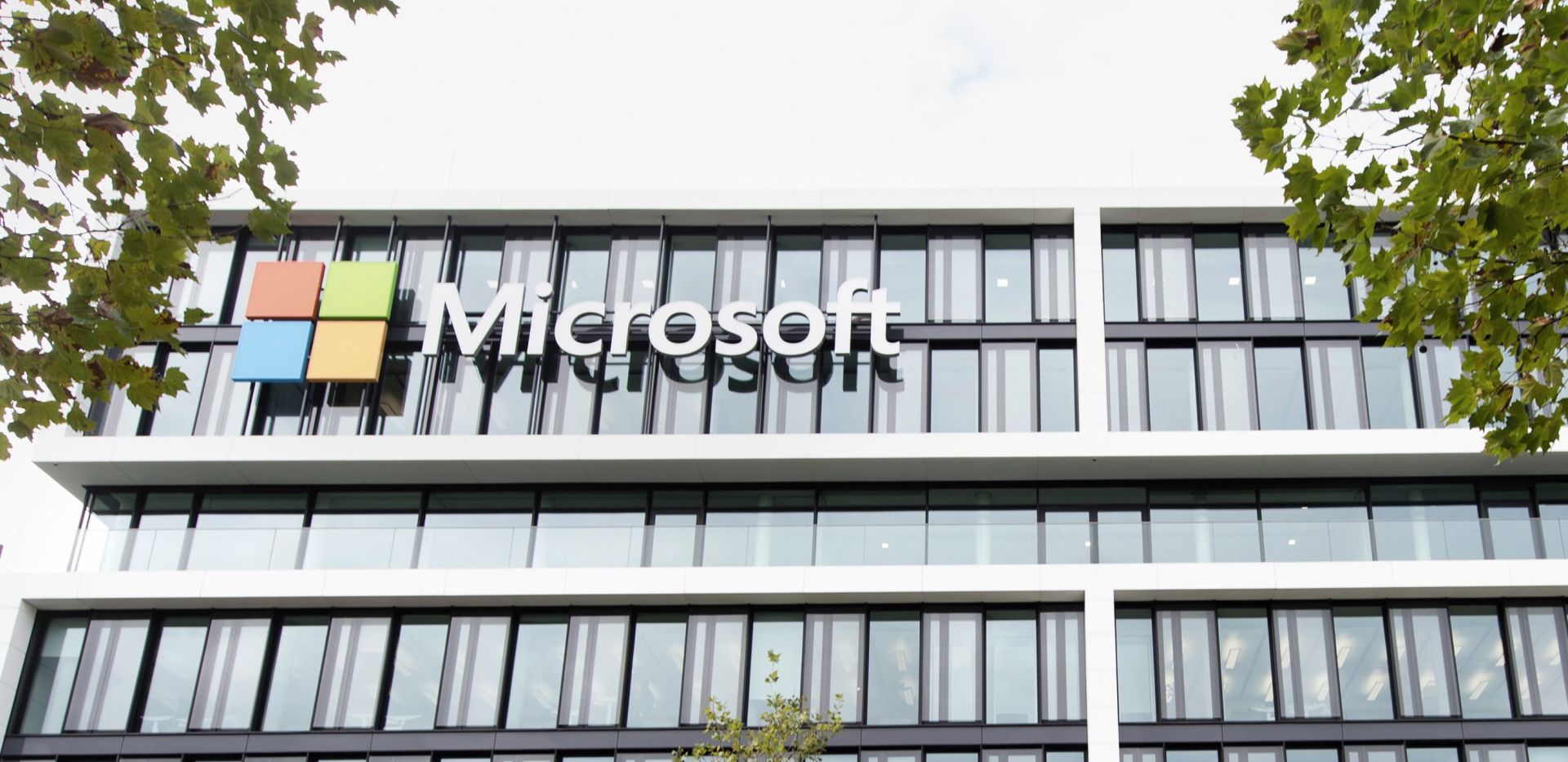 epa05580408 A picture made available on 11 October 2016 shows an exterior view of the new Microsoft Germany headquarters in Munich, Germany, 06 October 2016. The new headquarters of the US Group in Germany will open on 11 October 2016.  EPA/MATTHIAS BALK