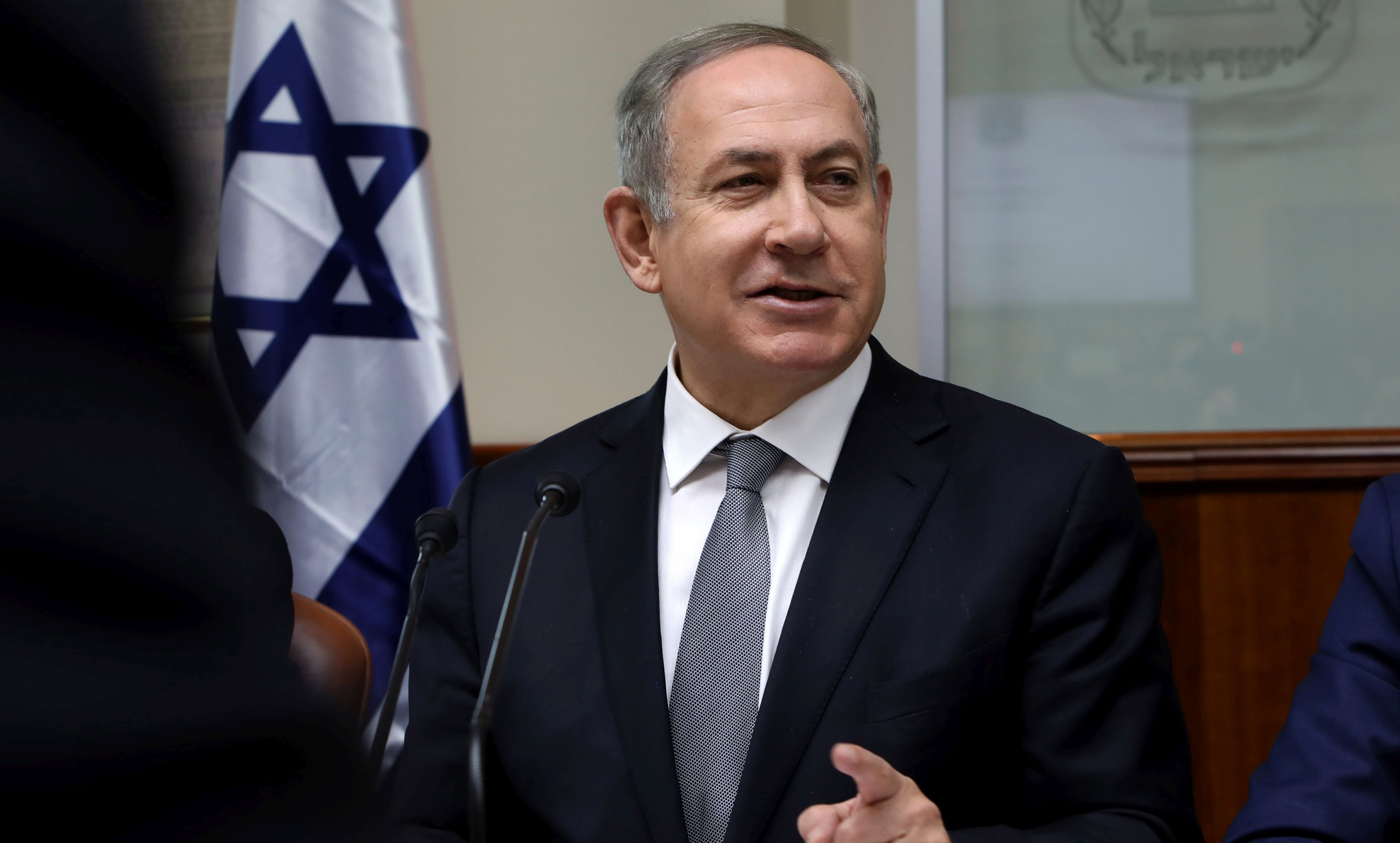 epa05787135 Israeli Prime Minister Benjamin Netanyahu speaks during the weekly cabinet meeting in Jerusalem, Israel, 12 February 2017.  EPA/GALI TIBBON / POOL POOL