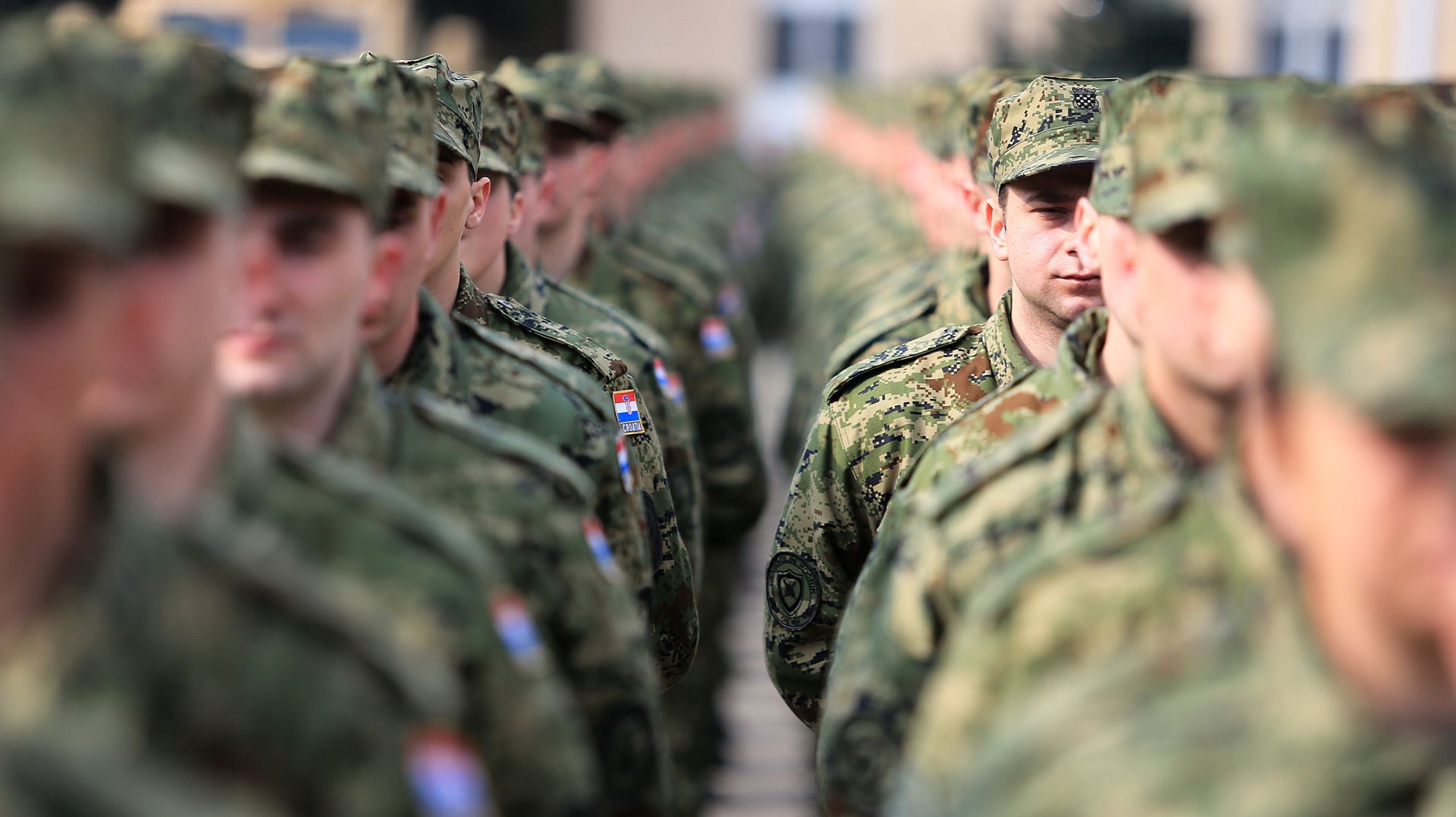 14.03.2015., Pozega - Predsjednica Republike i vrhovna zapovjednica Oruzanih snaga RH Kolinda Grabar Kitarovic prisustvovala je svecanoj prisezi 14. narastaja dragovoljnih rocnika. 
Photo: Davor Javorovic/PIXSELL