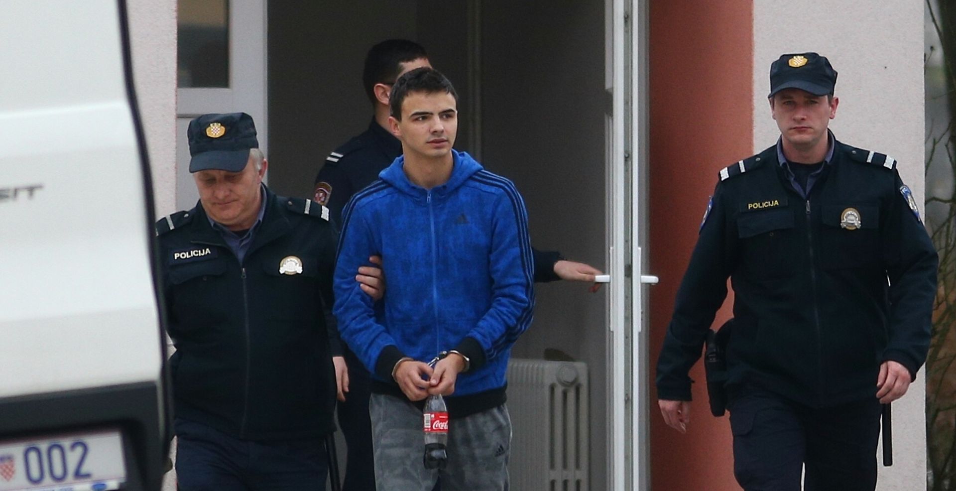 24.02.2017., Zagreb - Nakon dovrsenog kriminalistickog ispitivanja, osumnjiceni za monstruozno ubojstvo 18-godisnje Kristine Krupljan, David Komsic, priveden je u Drzavno odvjetnistvo. 
Photo: Zeljko Lukunic/PIXSELL