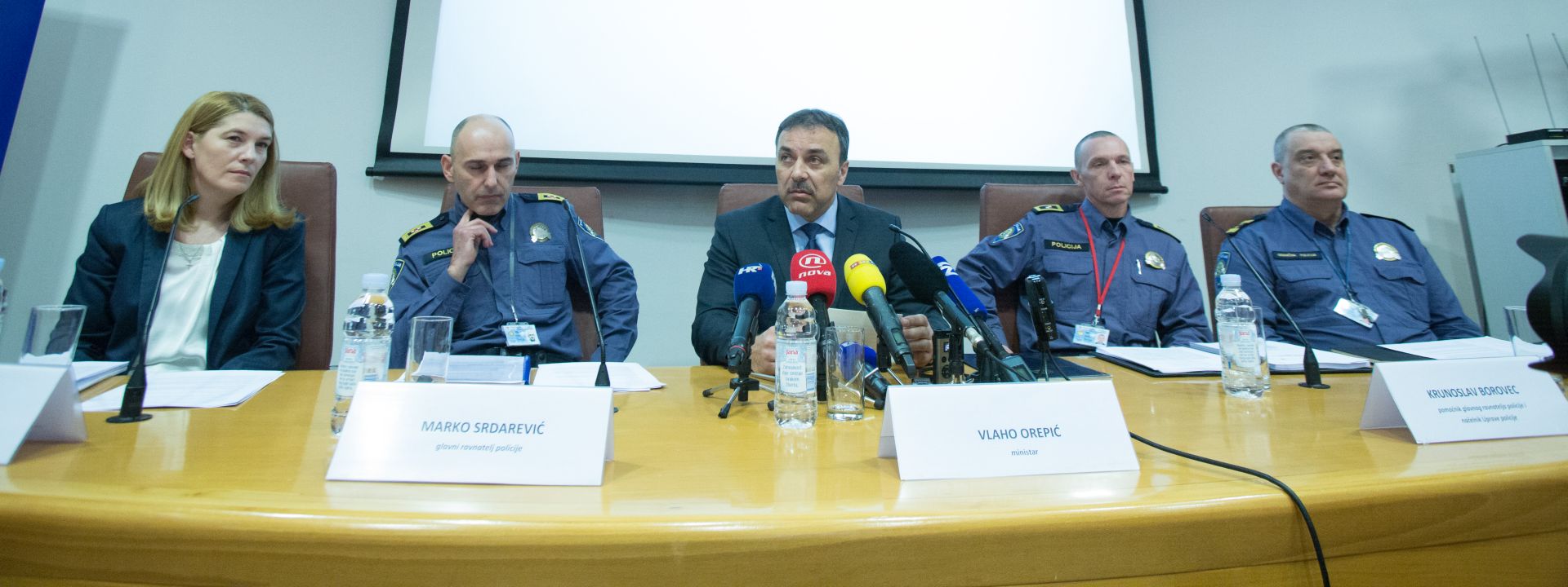 Zagreb, 01.02.2017 - Konferencija za medije na kojoj je predstavljen pregled osnovnih sigurnosnih pokazatelja u 2016. godini. Na fotografiji Svjetlana Harambašić, Marko Srdarević, Vlaho Orepić, Krunoslav Borovec, Zoran Ničeno. foto HINA/ Daniel KASAP / dk