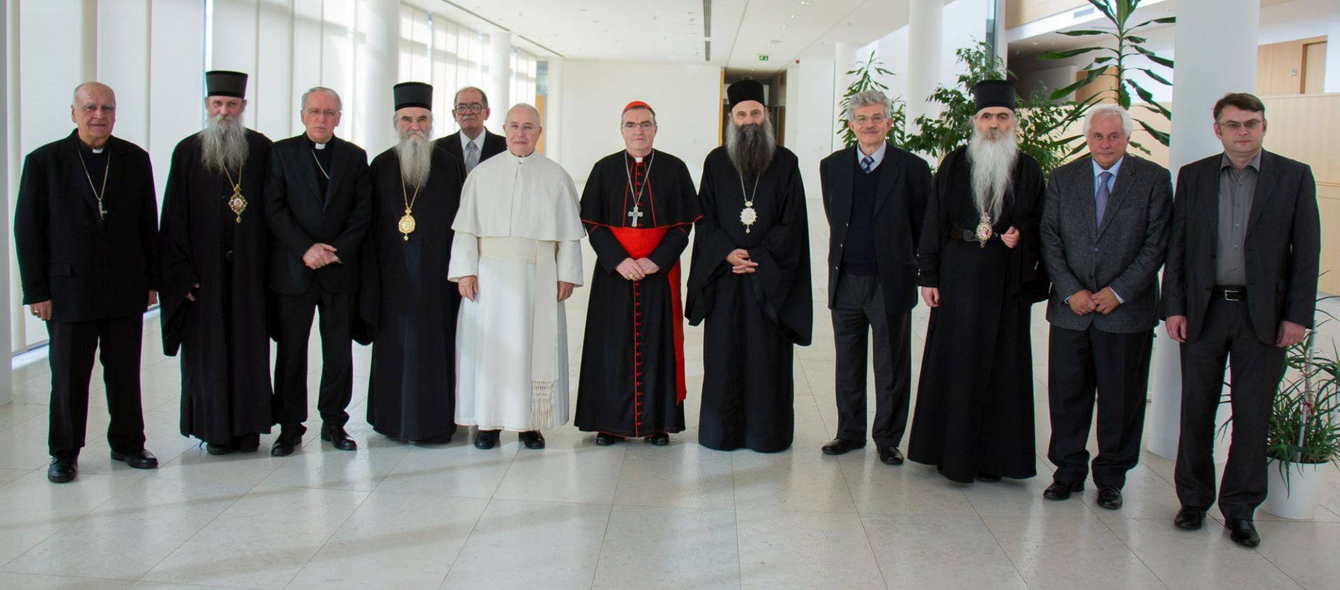 Zagreb, 17. listopada 2016. - U sjeditu Hrvatske biskupske konferencije (HBK) u Zagrebu u ponedjeljak i utorak, 17. i 18. listopada, odrava se drugi sastanak Mjeovitog povjerenstva Hrvatske biskupske konferencije i Srpske Pravoslavne Crkve (SPC) koje  ima zadaæu zajednièki razmotriti ulogu blaenog Alojzija Stepinca prije, za vrijeme i nakon Drugoga svjetskog rata, priopæeno je iz Tiskovnog ureda HBK.
foto HINA / Tiskovni ured HBK / mm