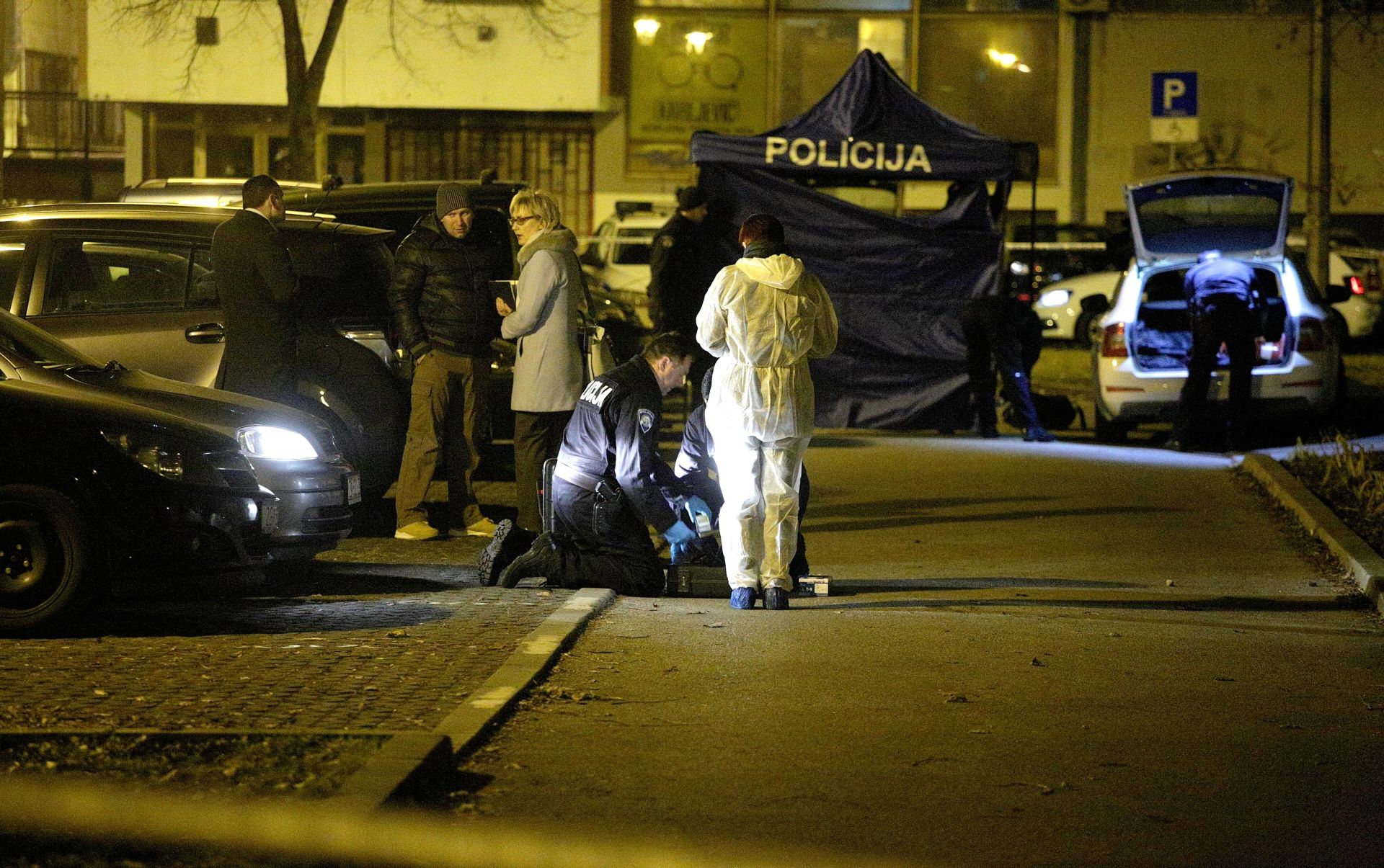 23.02.2017., Zagreb - U Ulici Svetog Josipa Radnika na Volovcici ubijena je zenska osoba. 
Photo: Zarko Basic/PIXSELL