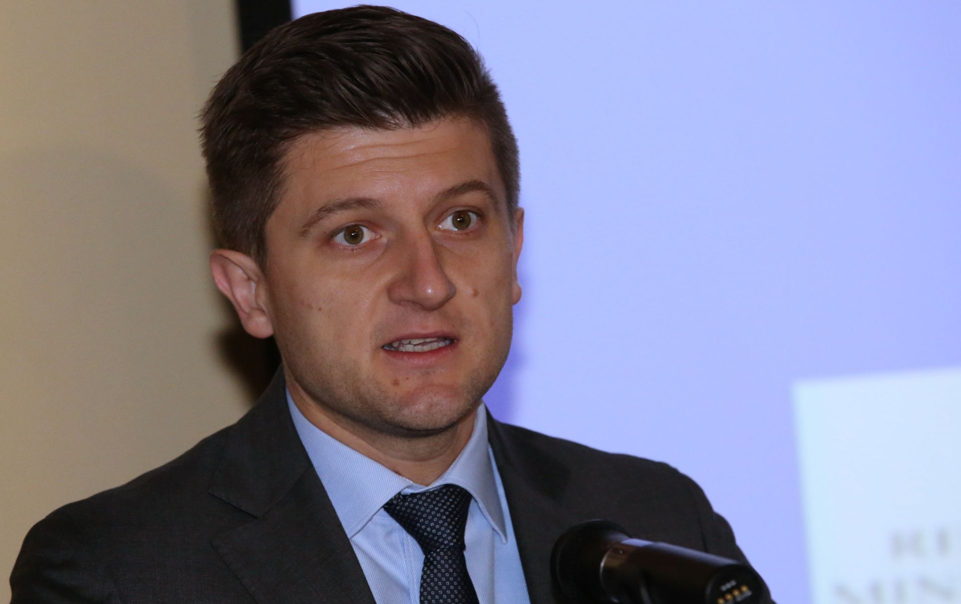 Zagreb, 07.02.2017. - U Ministarstvu financija sveèano je otvoren twinning light projekt "Razvoj programa financijske pismenosti s ciljem podizanja razine financijske pismenosti u Hrvatskoj". Na fotografiji ministar financija Zdravko Mariæ. foto HINA/ Lana SLIVAR DOMINIÆ/ lsd
