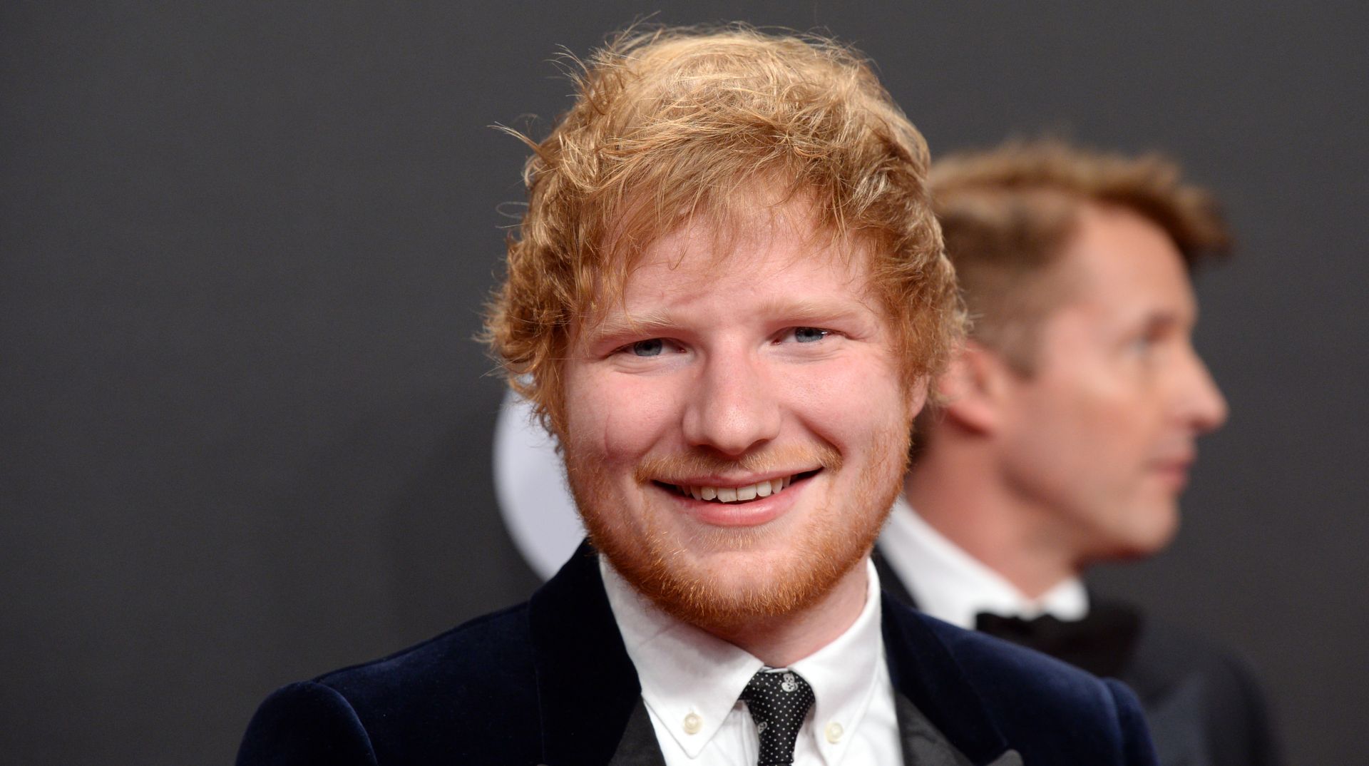 British singer Ed Sheeran, and in the background singer James Blunt, on arrival at the 52nd Golden Camera film & TV awards 2017 in Hamburg, Germany, 04 March 2017. Photo: Daniel Reinhardt/dpa