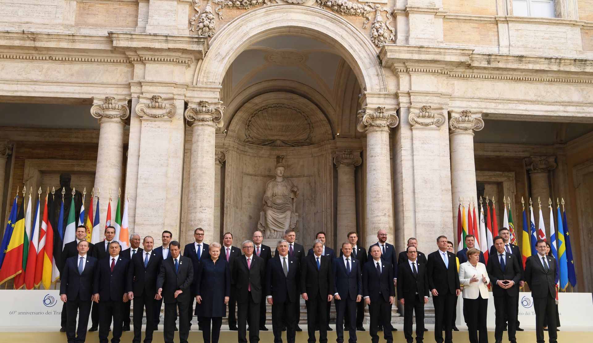 epa05869554 A handout photo made available by the European Commission on 25 March 2017 shows EU leaders posing for a group photo at the Rome Summit on the occasion of the 60th anniversary of signing the Treaty of Rome, in Rome, Italy, 25 March 2017. EU leaders gathered in Rome to mark the 60th anniversary of the signing of the Treaty of Rome. The treaty was signed on 25 March 1957 at Campidoglio Palace in Rome by Belgium, France, Italy, Luxembourg, the Netherlands and West Germany to form the European Economic Community (ECC).  EPA/EU / ETIENNE ANSOTTE / HANDOUT ITALY OUT HANDOUT EDITORIAL USE ONLY/NO SALES HANDOUT EDITORIAL USE ONLY/NO SALES
