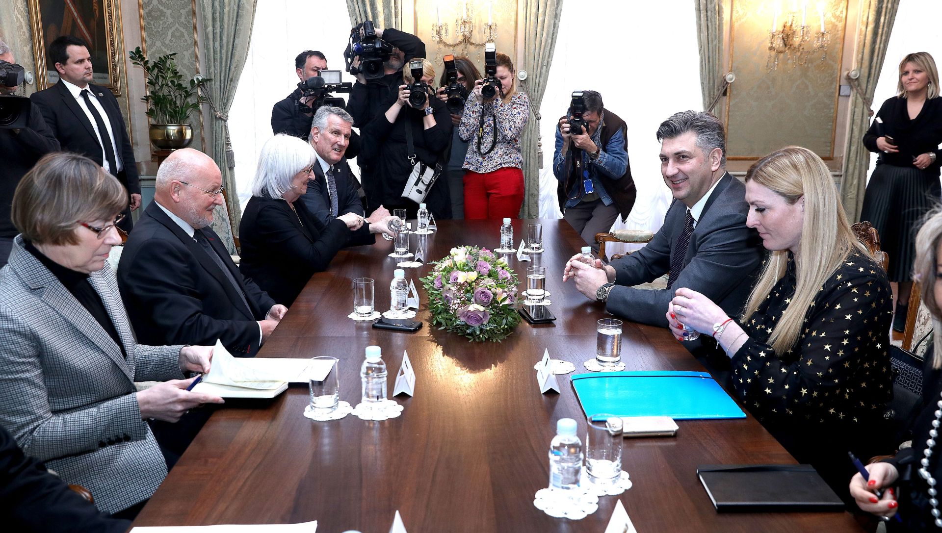 13.03.2017., Zagreb - Predsjednik Vlade Republike Hrvatske Andrej Plenkovic sastao se u Banskim dvorima s izaslanstvom Hrvatskog olimpijskog odbora, na celu s predsjednikom Zlatkom Matesom. Andrej Plenkovic, Janica Kostelic, Zlatko Matesa. Photo: Patrik Macek/PIXSELL