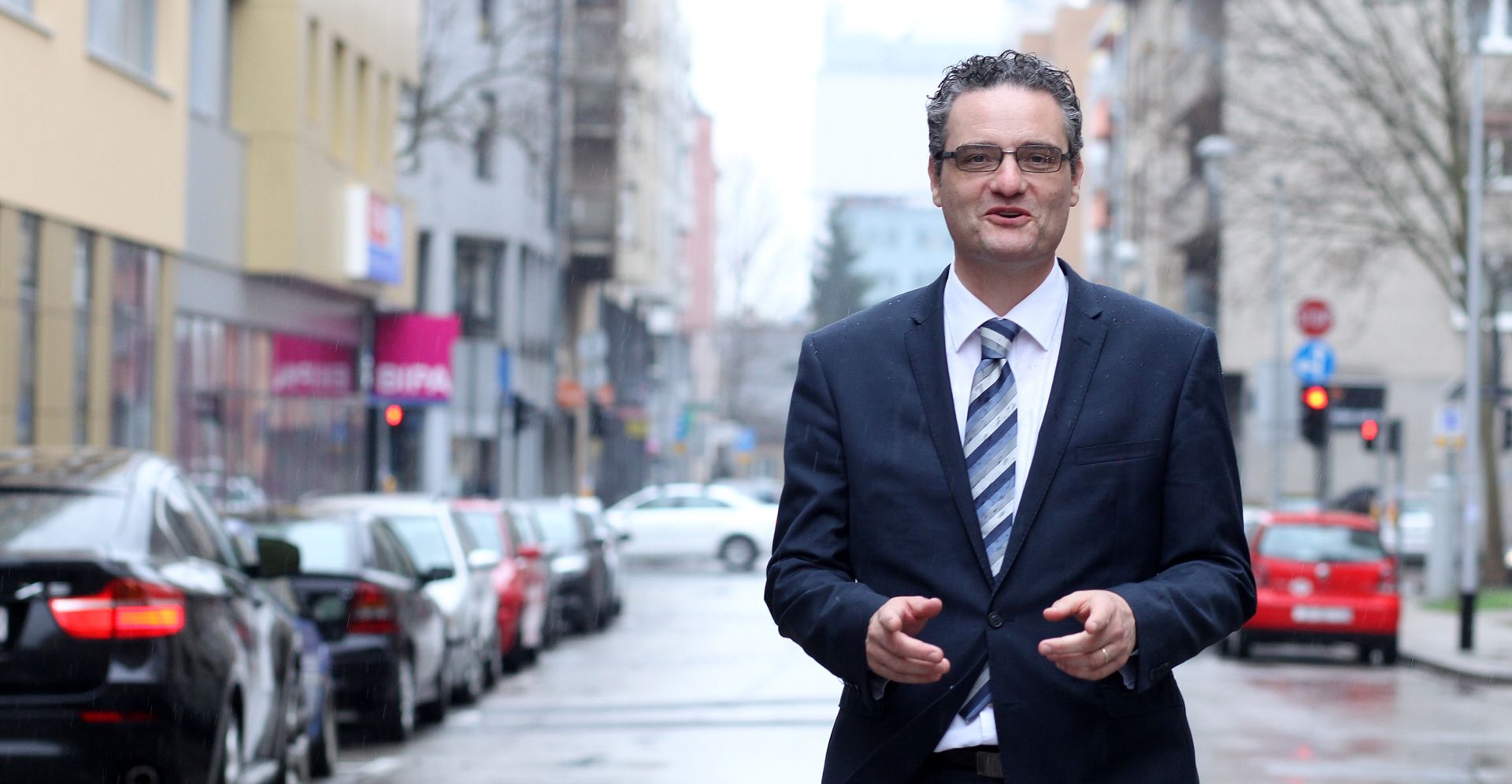25.03.2015., Zagreb - Vice John Batarelo, doktor znanosti, predsjednik udruge Vigilare, predstojnik Ureda za pastoral obitelji Zagrebacke nadbiskupije.
Photo: Boris Scitar/vecernji list/PIXSELL