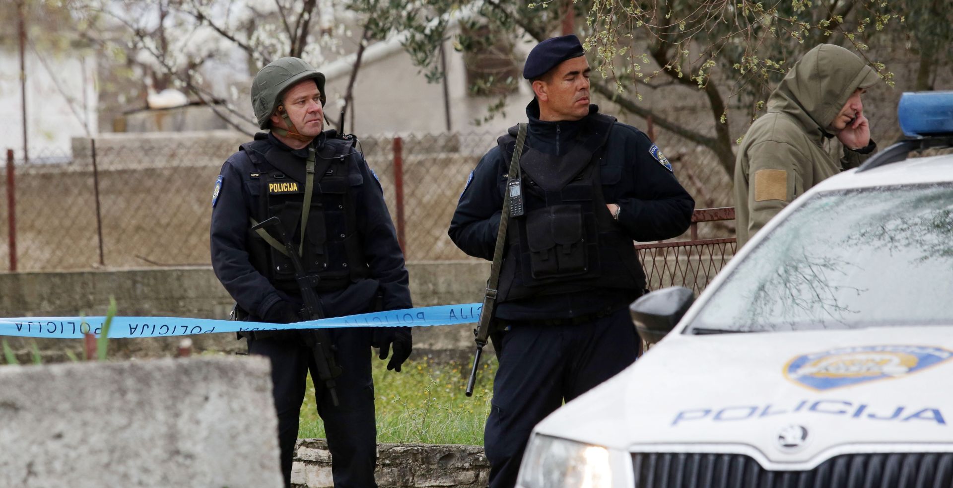 26.03.2017., Cista Velika - Oko 11.15 u svojoj obiteljskoj kuci pronadjen je mrtav 45-godisnji muskarac, pripadnik Specijalne jedinice policije Split. Okolnosti smrti utvrdjuju se ocevidom te se poduzimaju i sve druge mjere i radnje u cilju utvrdjivanja svih cinjenica vezanih za ovaj dogadjaj. Photo: Dusko Jaramaz/PIXSELL