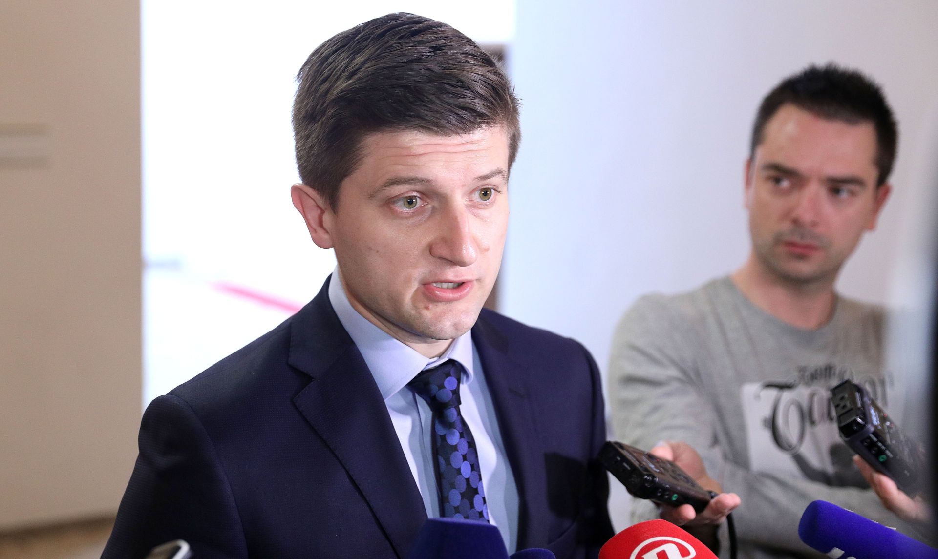 31.03.2017., Zagreb - Ministar Zdravko Maric dao je izjavu za medije nakon sjednice kluba zastupnika HDZ-a. Photo: Patrik Macek/PIXSELL