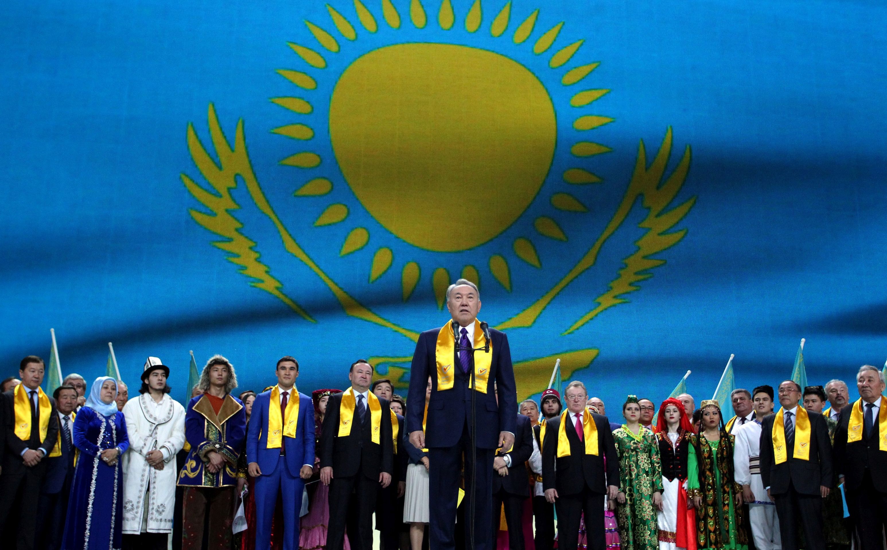 epa04722611 Kazakhstan's President Nursultan Nazarbayev (C) attends a rally in honor of his victory in the presidential election in Astana, Kazakhstan, 27 April 2015. Kazakhstan President Nursultan Nazarbayev was on 27 April headed for his most emphatic election win so far, with results pointing to a plebiscite in favor of an extension to his 25-year reign over the oil-rich former Soviet republic. Nazarbayev won 97.7 per cent of the 26 April vote, in what Election Commission head Kuandyk Turgankulov described as preliminary results.  EPA/IGOR KOVALENKO