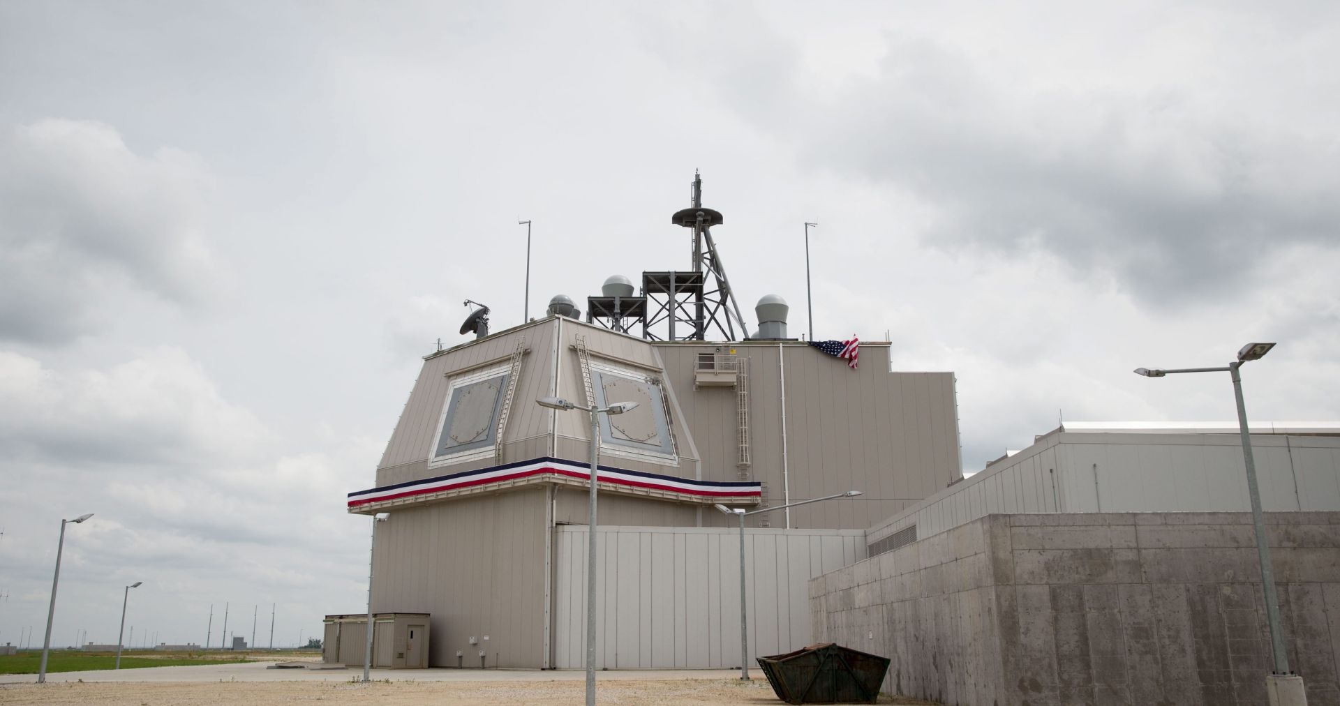 epa05301699 Command Center building during the official inauguration ceremony held at Aegis Ashore Missile Defense System (AAMDS), a military anti-ballistic missile defense facility at Deveselu, 180 Km south from Bucharest, Romania, 12 May 2016. High ranked Romanian officials and representatives of the US Departments of Defense and State, the US Navy's European headquarters and NATO decision makers joined the event. Construction of Aegis Ashore Missile Defense System Complex was started in 2013, in order to support the European Phase Adaptive Approach Phase II (EPAA) missile defence base, the cost of building being estimated at 124 million US dollars. The facility was declared operational in the presence of Jens Stoltenberg, NATO Secretary General.  EPA/KAY NIETFELD