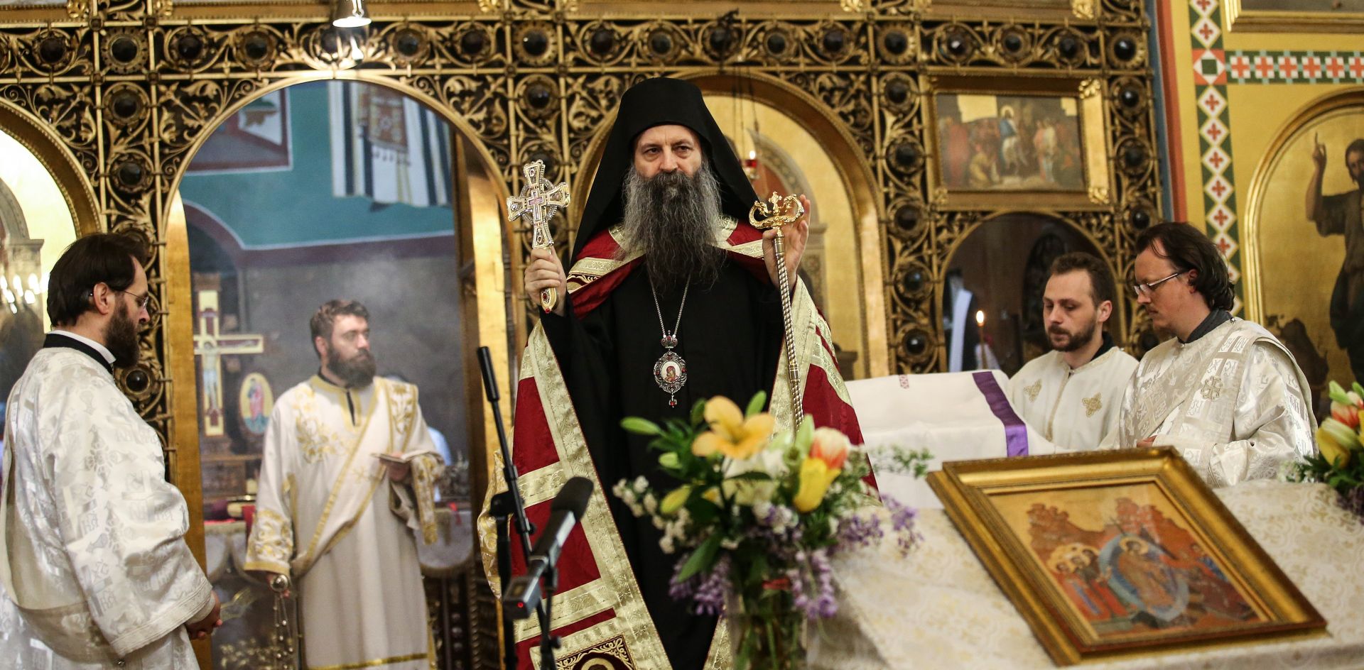 16.04.2017., Zagreb - Mitropolit zagrebacko-ljubljanski Porfirije Peric predvodio je svetu liturgiju povodom Uskrsa u prepunom sabornom hramu Preobrazenja Gospodnjeg. 
Photo: Petar Glebov/PIXSELL