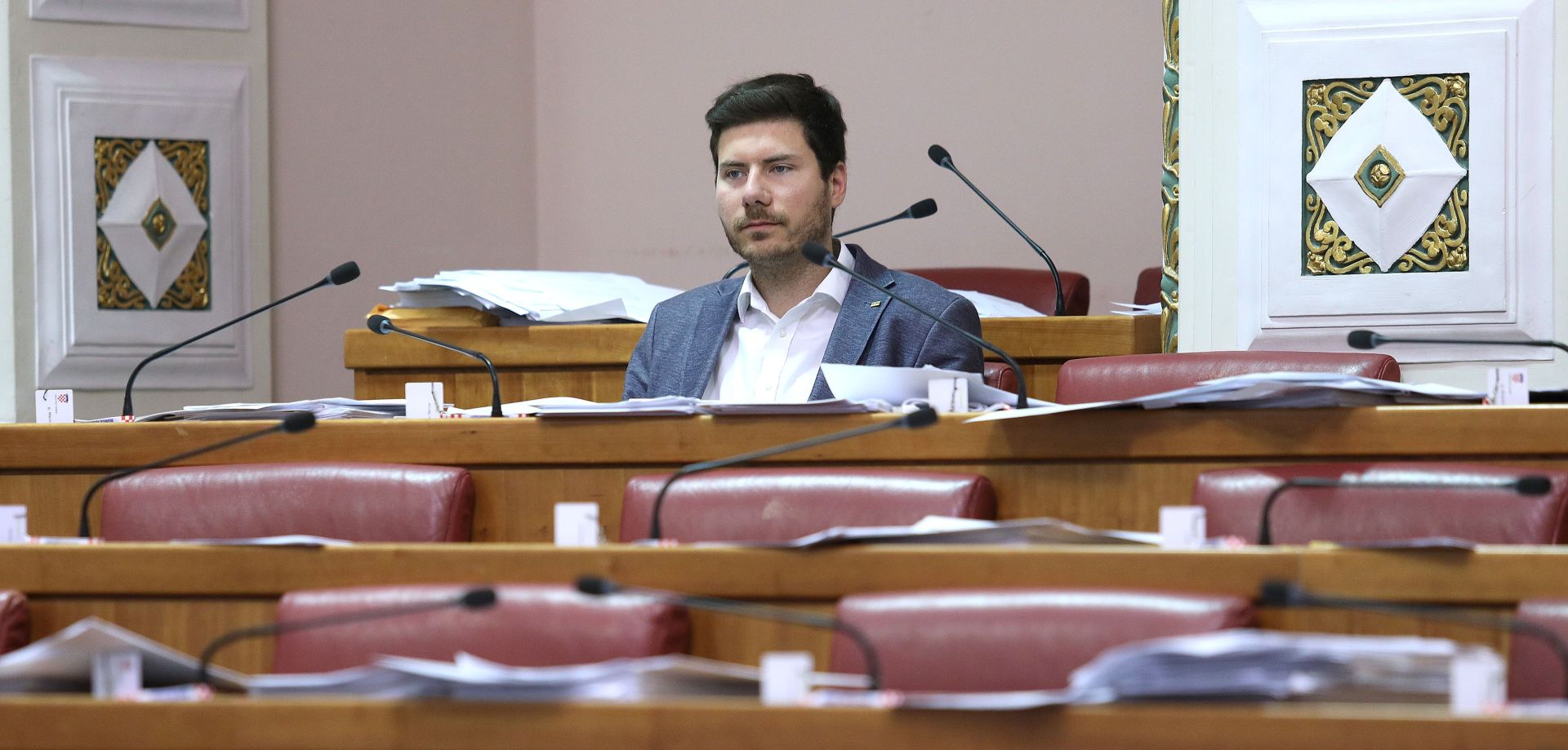 19.04.2017., Zagreb - Sabor je raspravom o Konacnom prijedlogu zakona o potvrdjivanju Sporazuma o suradnji izmedju Europske zajednice i njezinih drzava clanica, s jedne strane i Svicarske Konfederacije s druge strane, u borbi protiv prijevara i svih drugih nezakonitih aktivnosti koje stete njihovim financijskim interesima nastavio 3. sjednicu. Ivan Pernar. Photo: Patrik Macek/PIXSELL