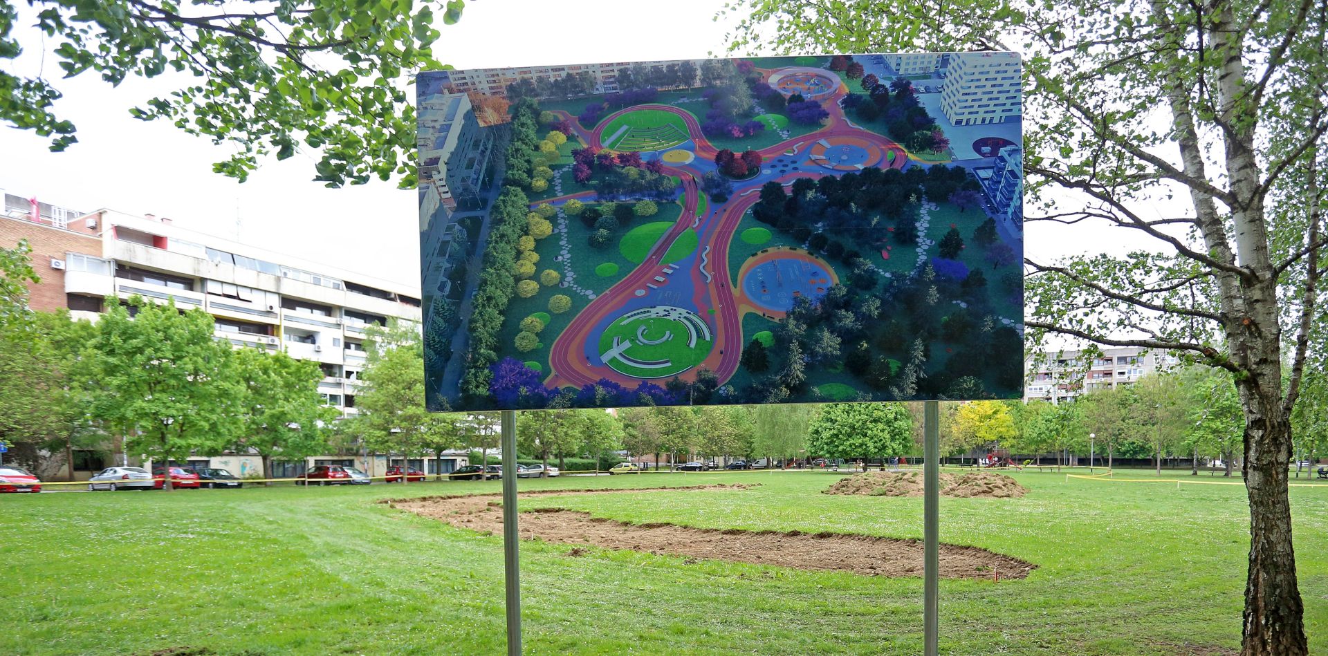 18.04.2017., Zagreb - U parku Trnjanska Savica, travnata povrsina, na kojoj je trebala biti izgradjena crkva, priprema se za uredjenje.
Photo: Borna Filic/PIXSELL