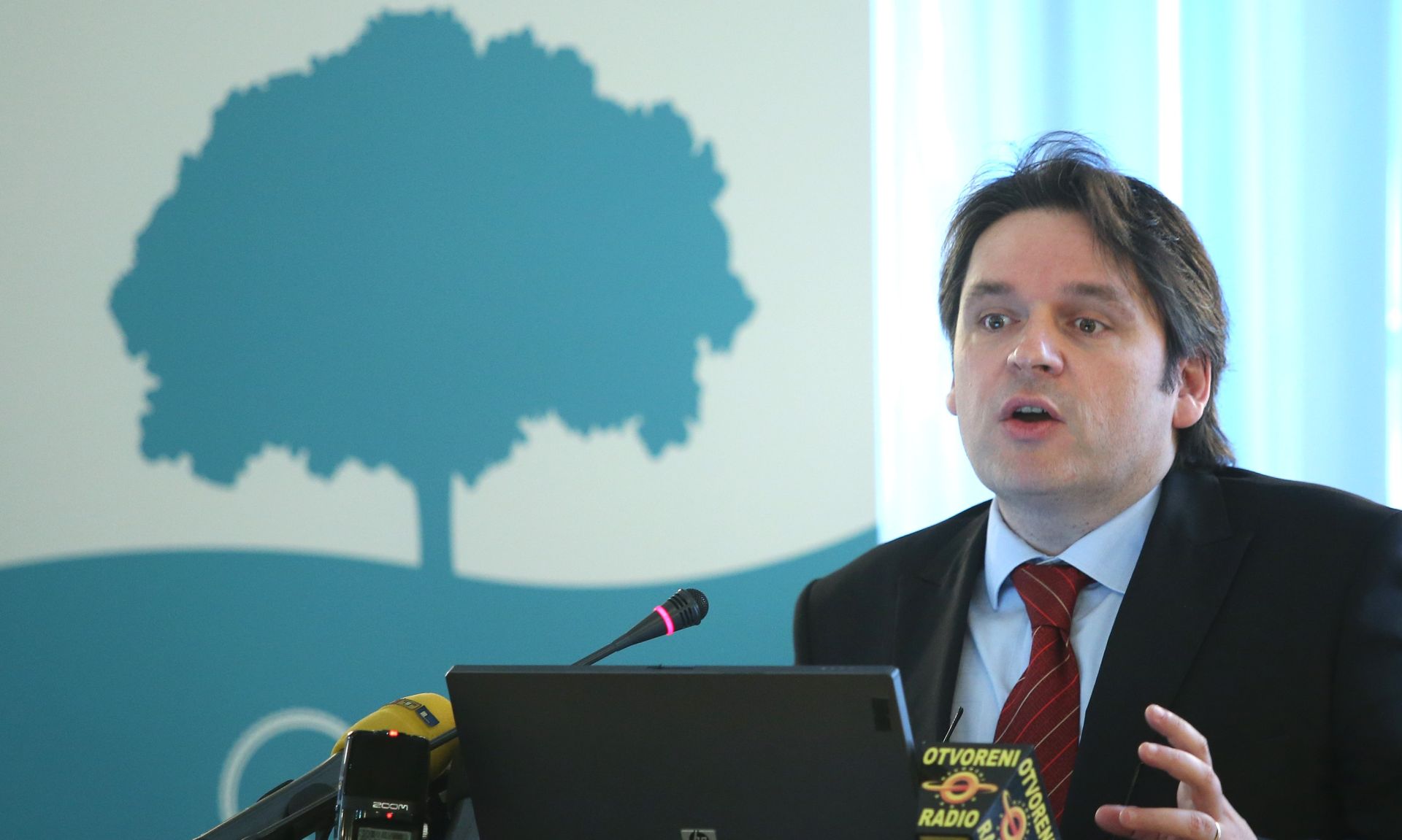 27.01.2015., Zagreb - U Novinarskom domu Udruga Lipa odrzala je prvo javno predstavljanje i prezentirala rezultate istrazivanja o ekonomskim stavovima biraca. Photo: Sanjin Strukic/PIXSELL