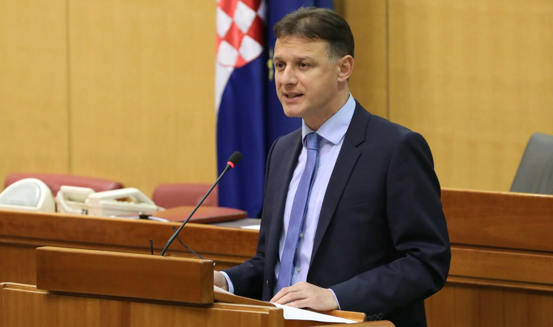 Zagreb, 05.05.2017. - Gordan Jandrokoviæ izabran je za novog predsjednika Hrvatskog sabora. Na fotografiji Gordan Jandrokoviæ.
foto HINA/ Lana SLIVAR DOMINIÆ/ lsd