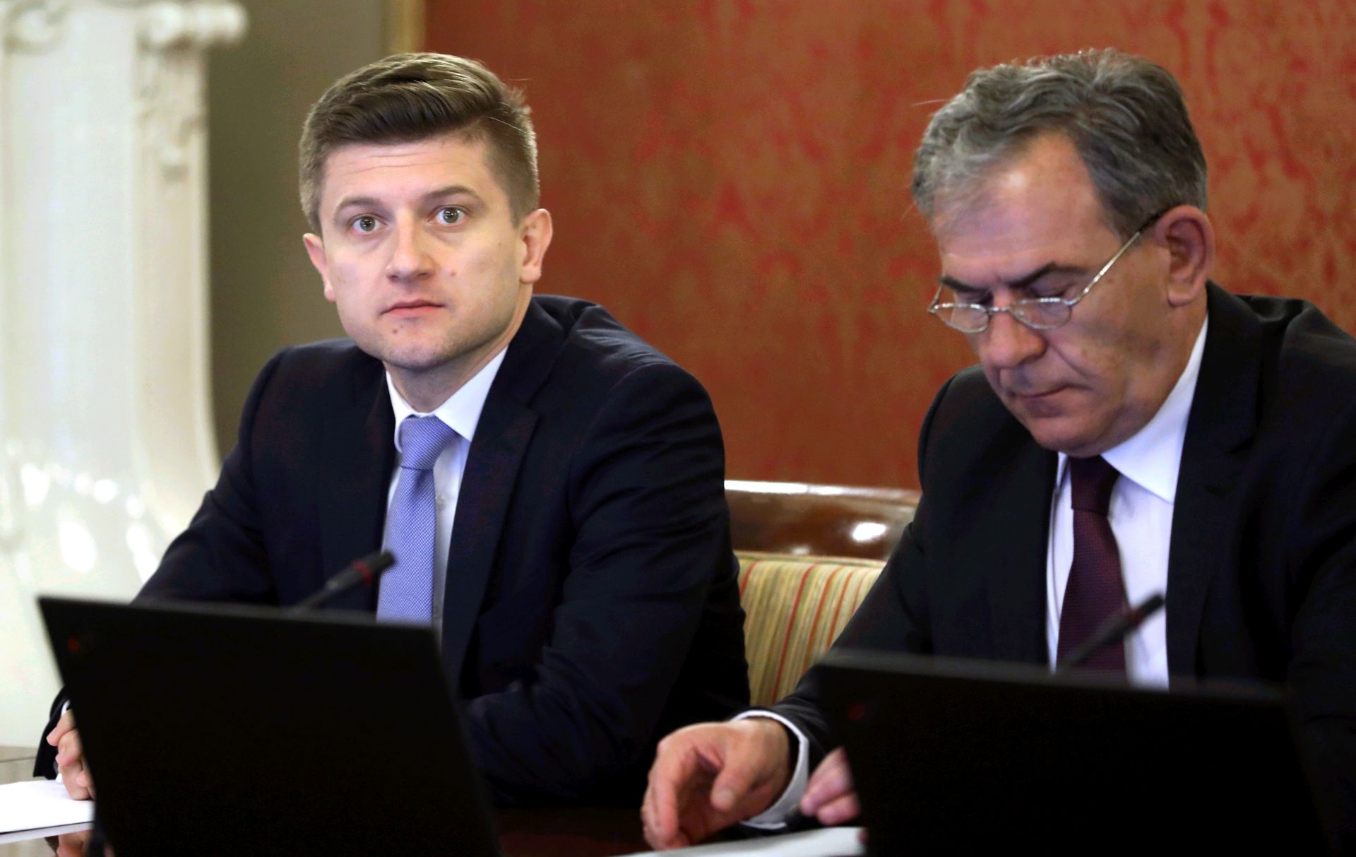 Zagreb, 11.05.2017. - Sjednica Vlade Republike Hrvatske. Na fotografiji ministar Zdravko Mariæ, zamjenik ministra Tomislav Iviæ. foto HINA/ Lana SLIVAR DOMINIÆ/ lsd