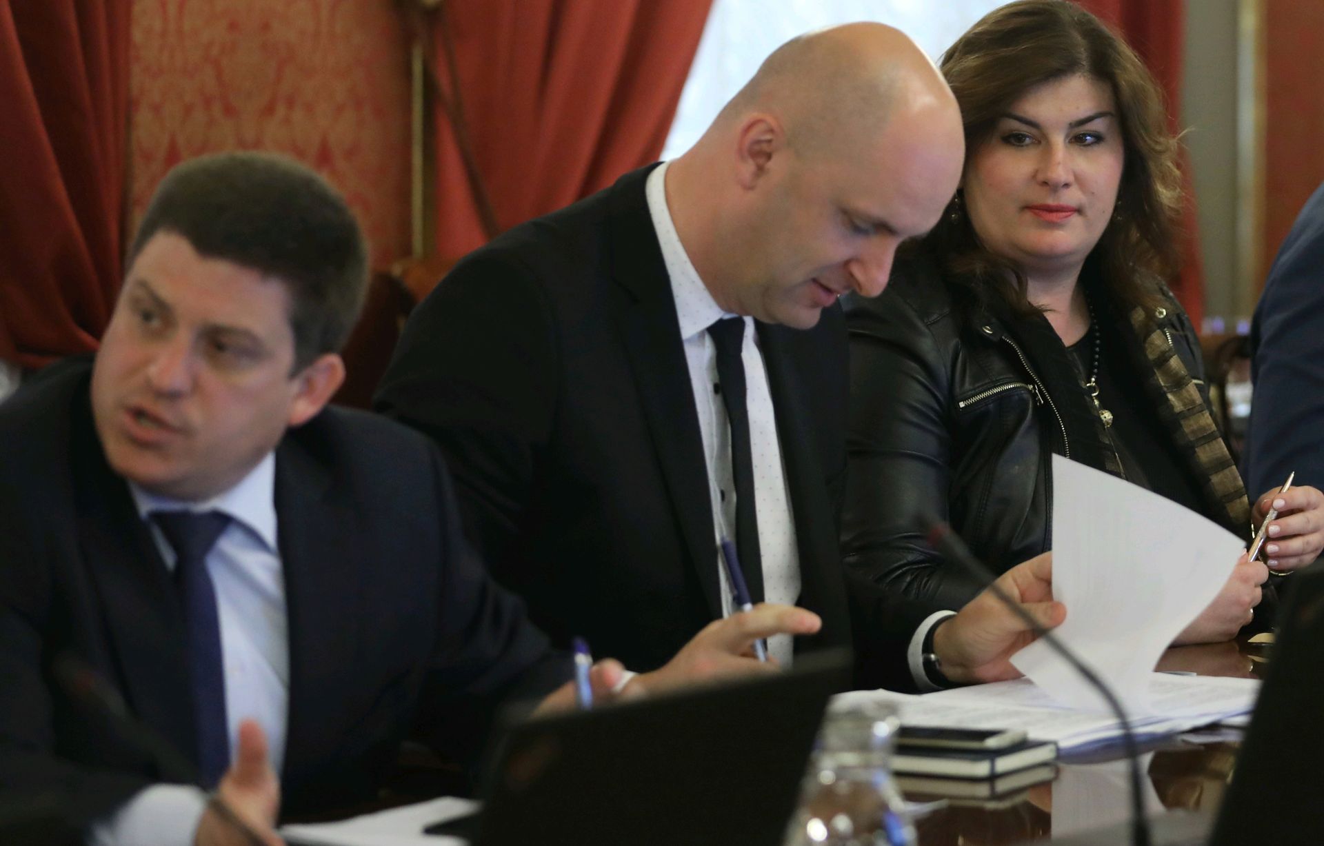 Zagreb, 11.05.2017. - Sjednica Vlade Republike Hrvatske. Na fotografiji ministri Oleg Butkoviæ, Tomislav Toluiæ, Gabrijela alac. foto HINA/ Lana SLIVAR DOMINIÆ/ lsd