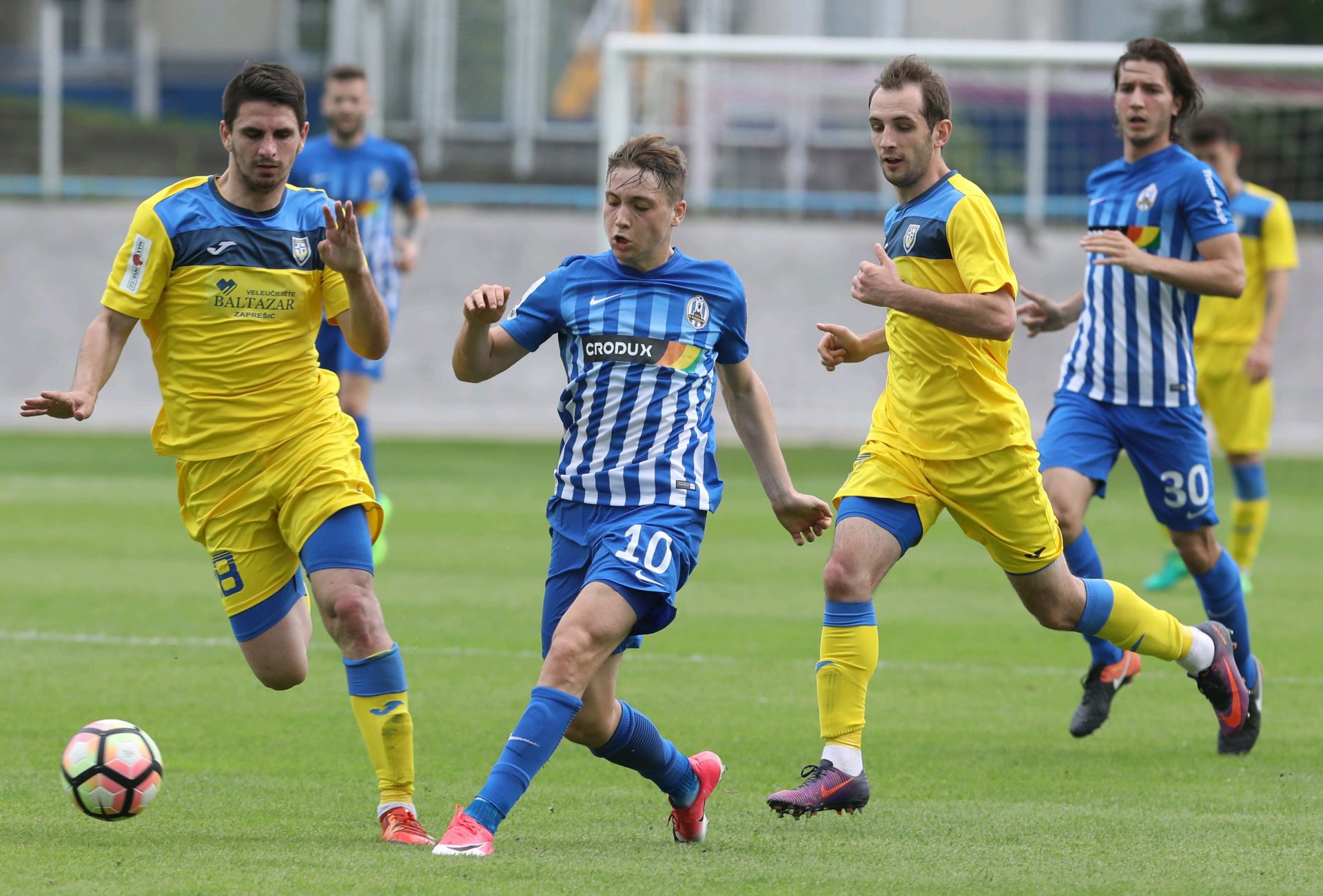 Zagreb, 13.05.2017 - Utakmica 33. kola Prve HNL Lokomotiva - Inter. Na slici Lovro Majer (C).
foto HINA/ Lana SLIVAR DOMINIÆ/ ik