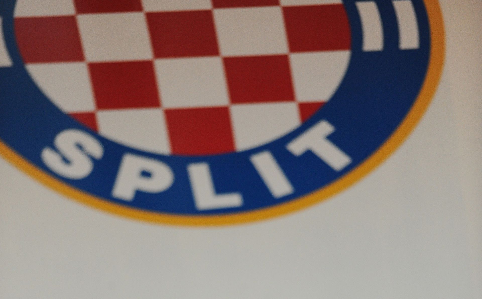 Split, 16.5.2017 - Na poluvremenu utakmice 34. kola Prve HNL Lokomotiva kao gost vodi protiv Hajduka sa 1-0. Na slici trener Hajduka Joan Carrillo.
foto HINA/ Mario STRMOTIÆ/ ua