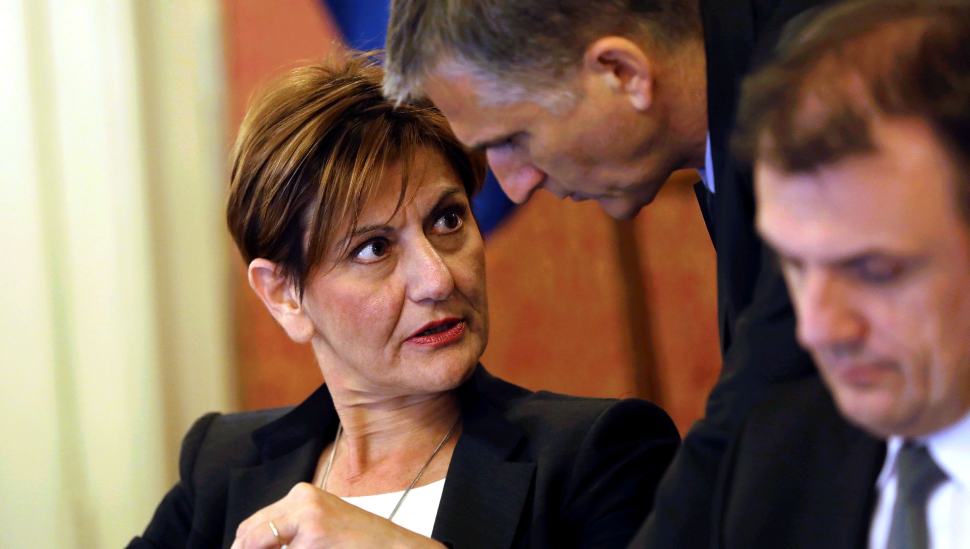 Zagreb, 18.05.2017. - Sjednica Vlade Republike Hrvatske. Na fotografiji potpredsjednica Vlade i ministrica Martina Daliæ, ministar Goran Mariæ. 
foto HINA/ Lana SLIVAR DOMINIÆ/ lsd