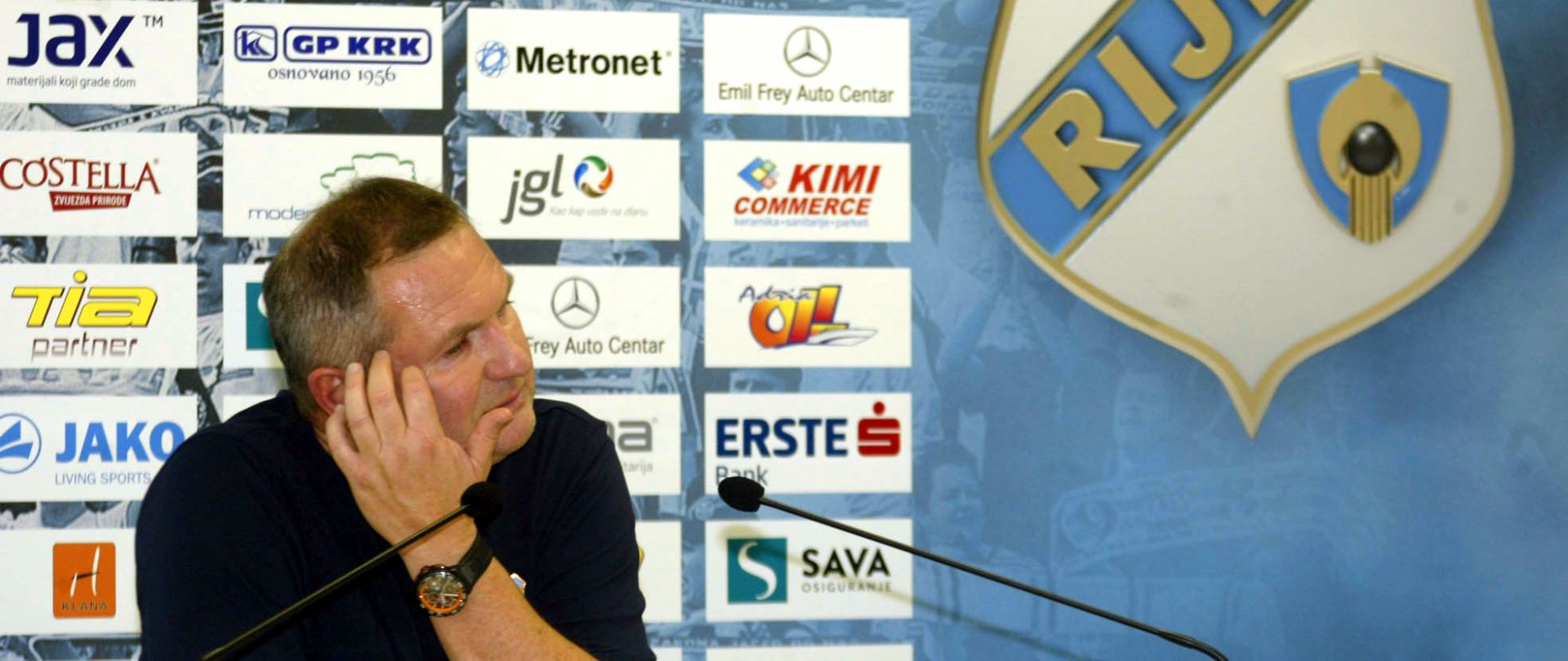 Rijeka, 21.05.2017. - Konferencija za medije trenera HNK Rijeka Matjaa Keka. Na fotografiji Matja Kek.
foto HINA / Miljenko KLEPAC / ml