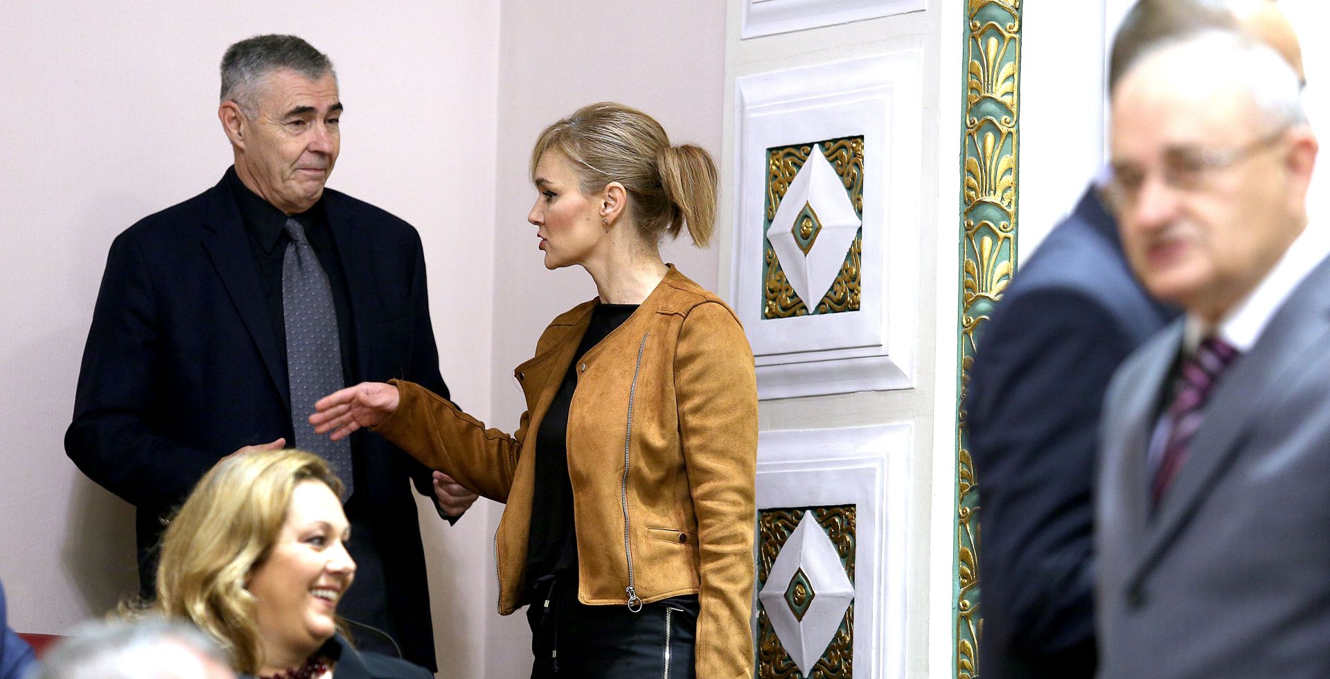 18.10.2016., Zagreb - Raspravom o prijedlozima zakona o HRT-u Sabor RH nastavio je svoju prvu sjednicu. Zeljko Glasnovic, Bruna Esih. Photo: Patrik Macek/PIXSELL