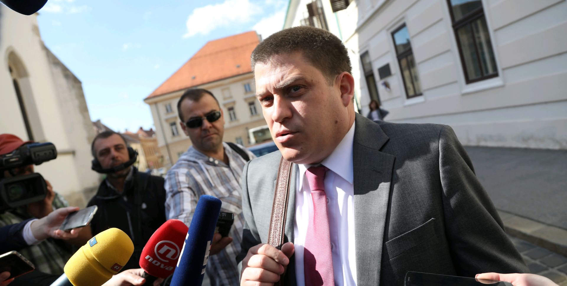 Zagreb, 25.05.2017. - Sjednica Vlade Republike Hrvatske. Na fotografiji ministar Oleg Butkoviæ. foto HINA/ Lana SLIVAR DOMINIÆ/ lsd