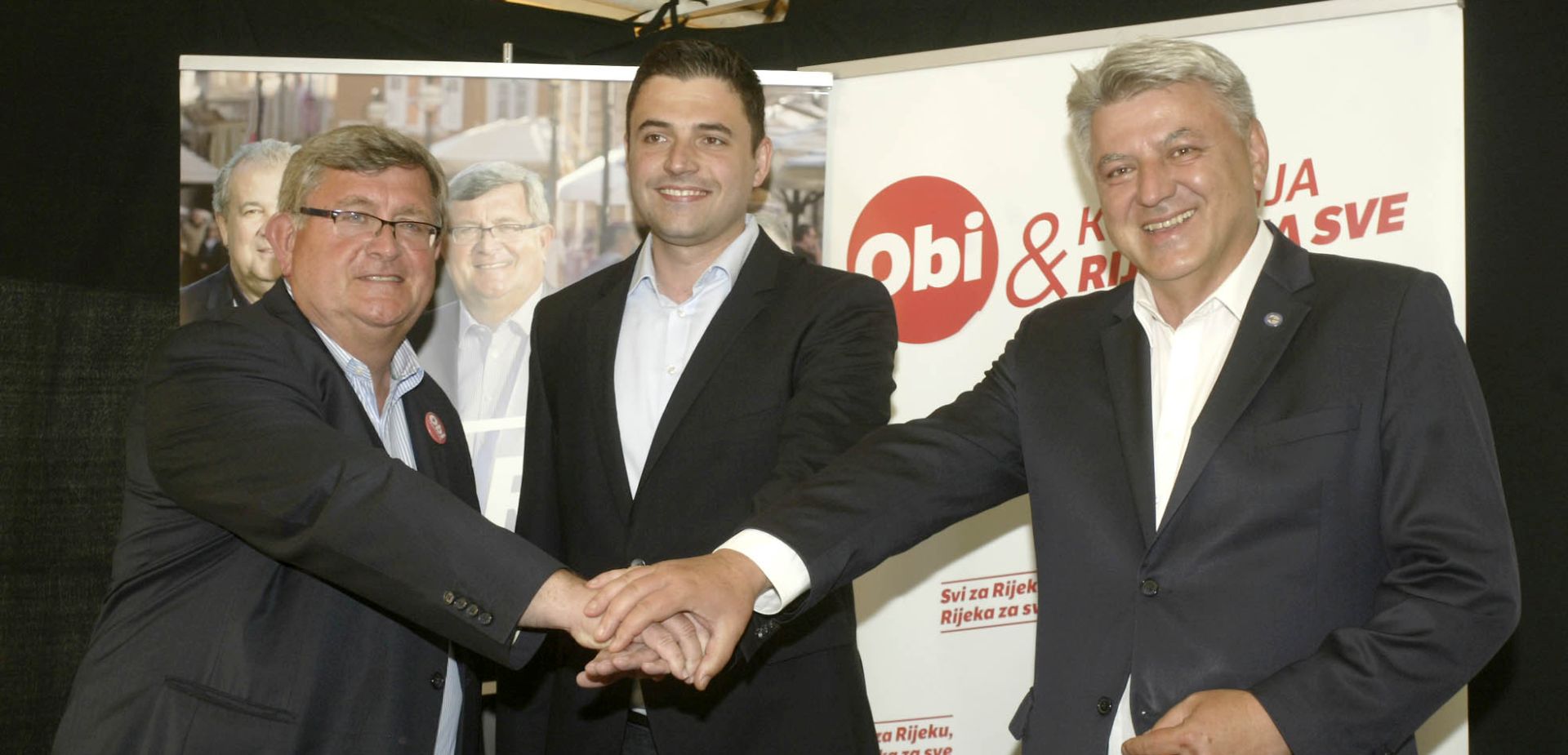 Rijeka, 4. 6.2017. - Na Botelu Marina u nedjelju je aktualni gradonaèelnik Rijeke Vojko Obersnel (SDP) proslavio novi mandat koji je stekao u drugom krugu lokalnih izbora. Na slici Vojko Obersnel Davor Bernardiæ i Zlatko Komadina.
foto HINA/ Miljenko KLEPAC/ mk