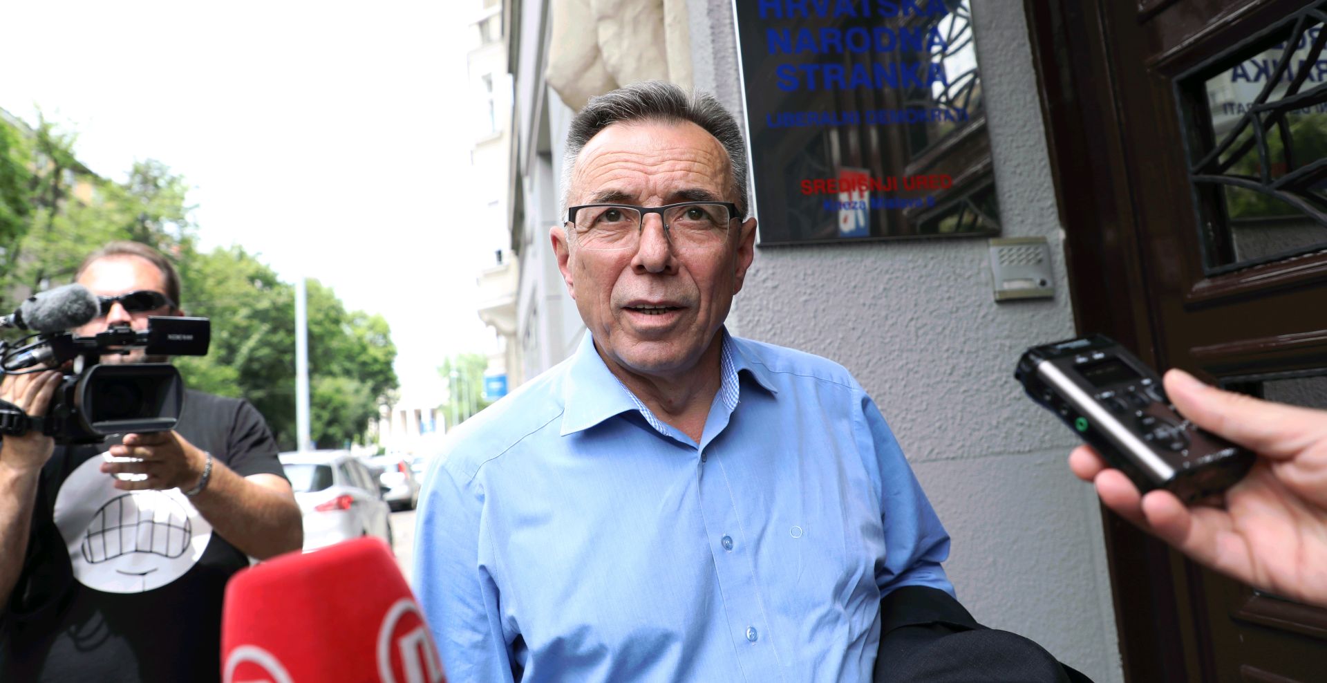 Zagreb, 06.06.2017. - Sjednica Predsjednitva HNS-a. Na fotografiji Milorad Batiniæ dolazi na sjednicu. foto HINA/ Lana SLIVAR DOMINIÆ/ lsd
