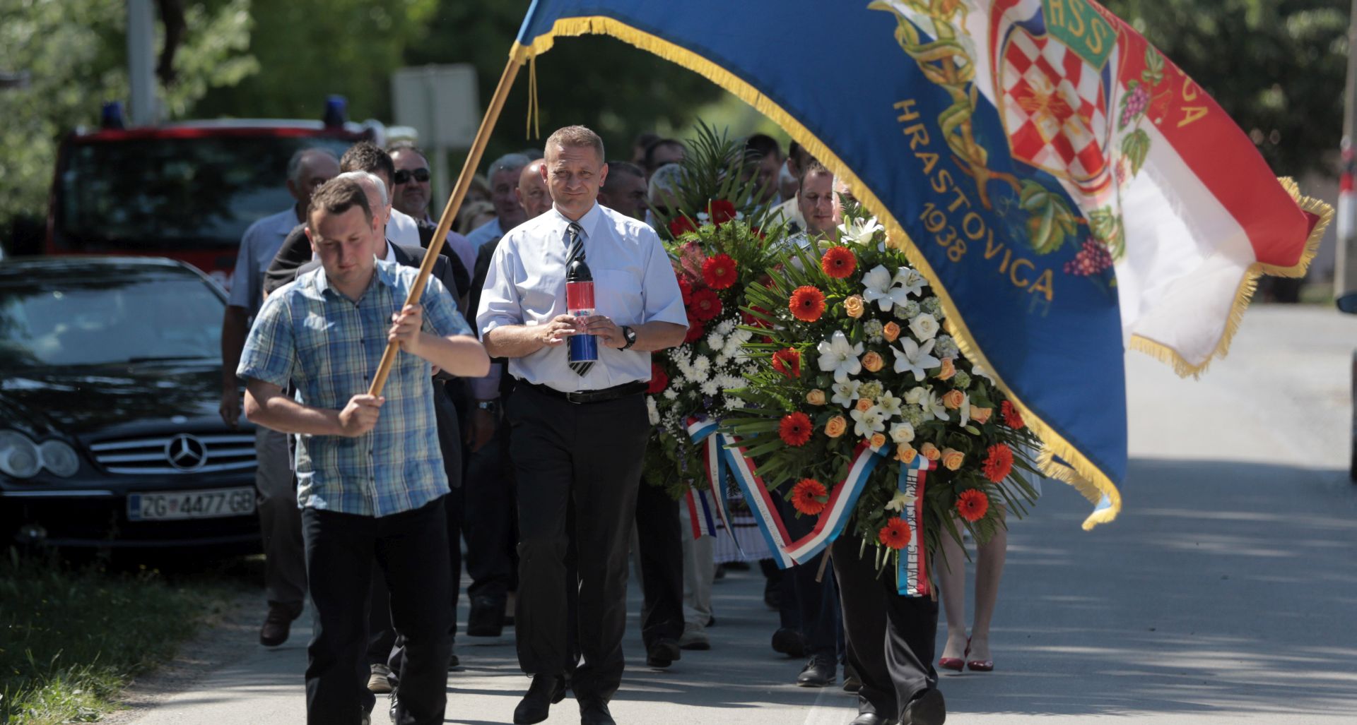 Trebarjevo Desno, 11.06.2017. - HSS Sisačko-moslavačke županije organizirao je tradicionalno obilježavanje rođendana braće Stjepana i Antuna Radića u njihovom rodnom mjestu. Na slici predsjednik Hrvatske seljačke stranke  Krešo Beljak.
Foto Hina Dario GRZELJ/ dag