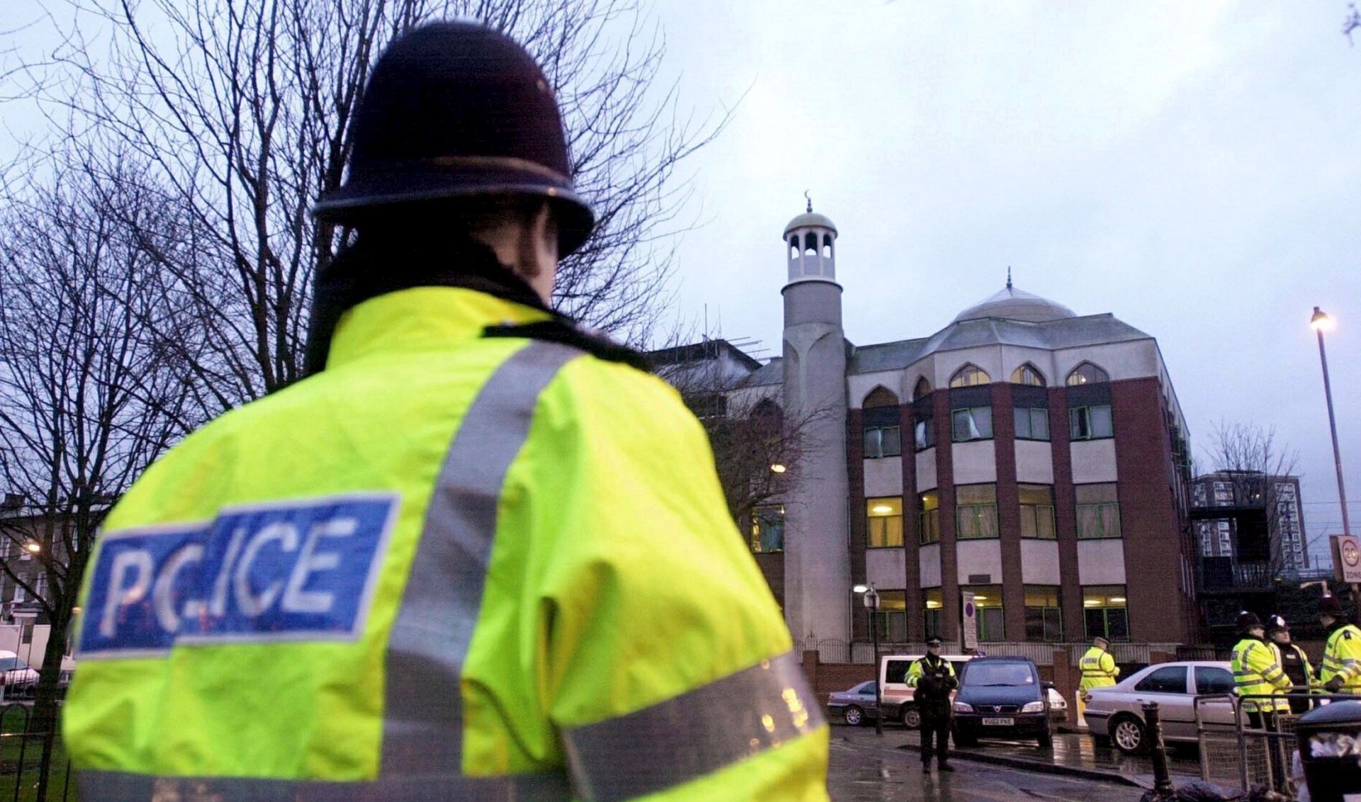 epa06036623 (FILE) - A police officer stands in front of Finsbury Park Mosque in north London, Britain, 20 January 2003. According to the Metropolitan Police Service, police responded on 19 June 2017, to reports of a major incident where a vehicle collided with pedestrians in Seven Sisters Road, in north London. One man was pronounced dead at the scene and at least eight people were injured, police said. The driver of the van, a 48-year-old man, has been detained. An investigation into the circumstances of the incident is being carried out by the Counter Terrorism Command. The Muslim Council of Britain (MCB) commented on the incident saying that a van has run over worshippers outside the Muslim Welfare House (MWH), near the Finsbury Park Mosque. British Prime Minister Theresa May described the attack as a 'terrible incident.'  EPA/NICOLAS ASFOURI