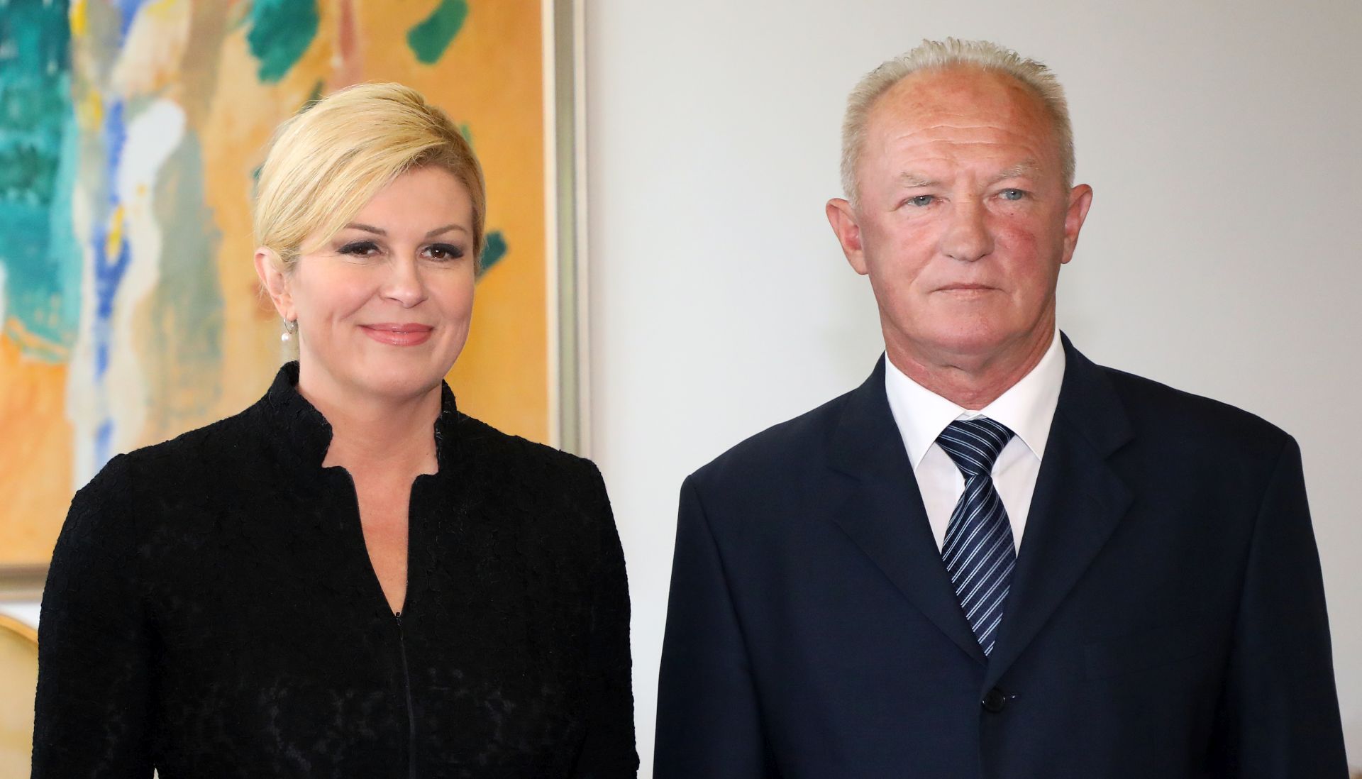 Zagreb, 21.06.2017. - U prigodi obiljeavanja Dana antifaistièke borbe predsjednica Republike Kolinda Grabar-Kitaroviæ primila je izaslanstvo Saveza antifaistièkih boraca i antifaista Republike Hrvatske. Na fotografiji Kolinda Grabar-Kitaroviæ, Franjo Habulin. foto HINA/ Lana SLIVAR DOMINIÆ/ lsd