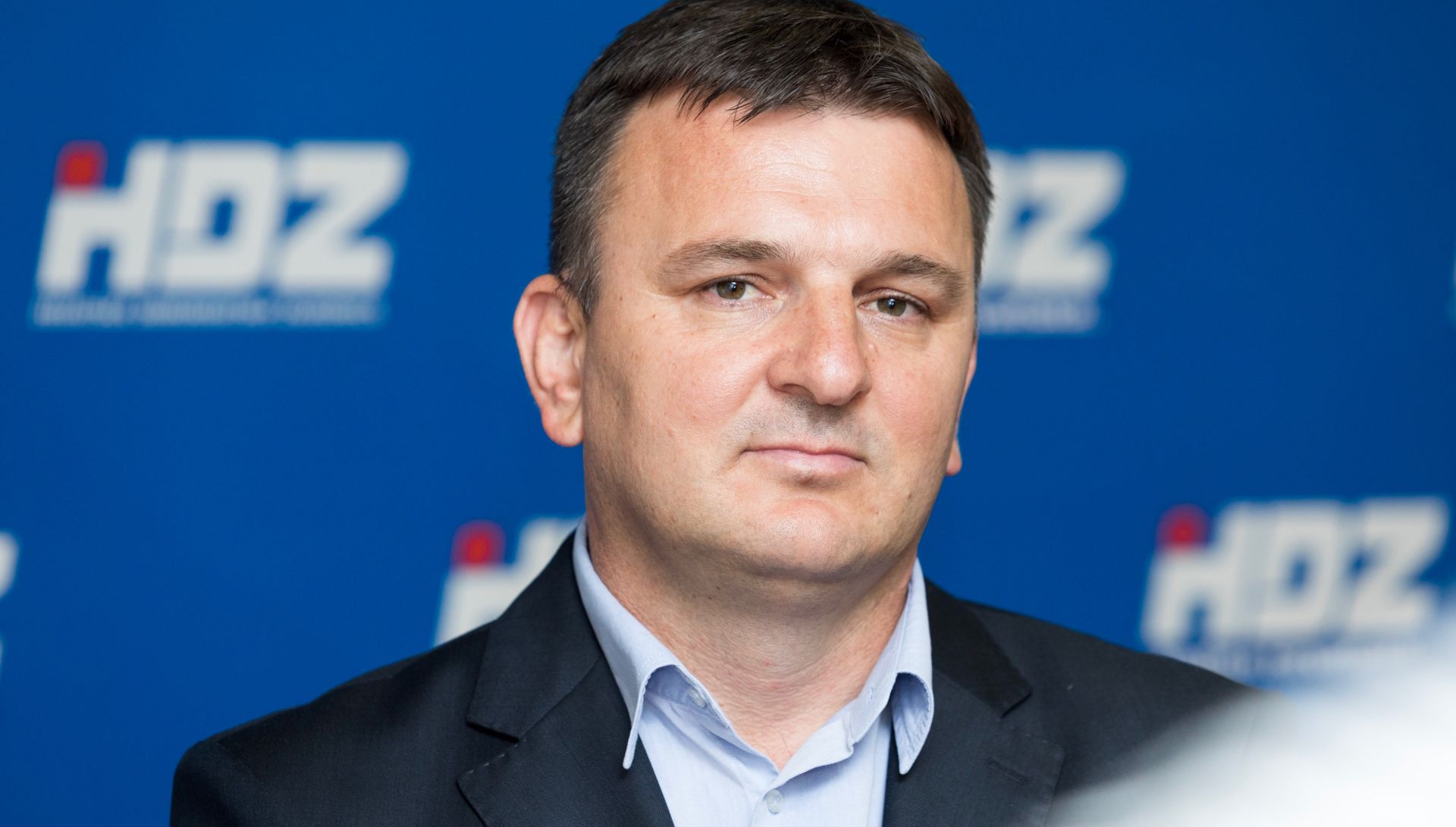 Split, 4.6.2017 - Praćenje rezultata drugog kruga lokalnih izbora u stožeru HDZ-a u Splitu. Na slici Petar Škorić.
foto Hina/ Milan ŠABIĆ/ ua