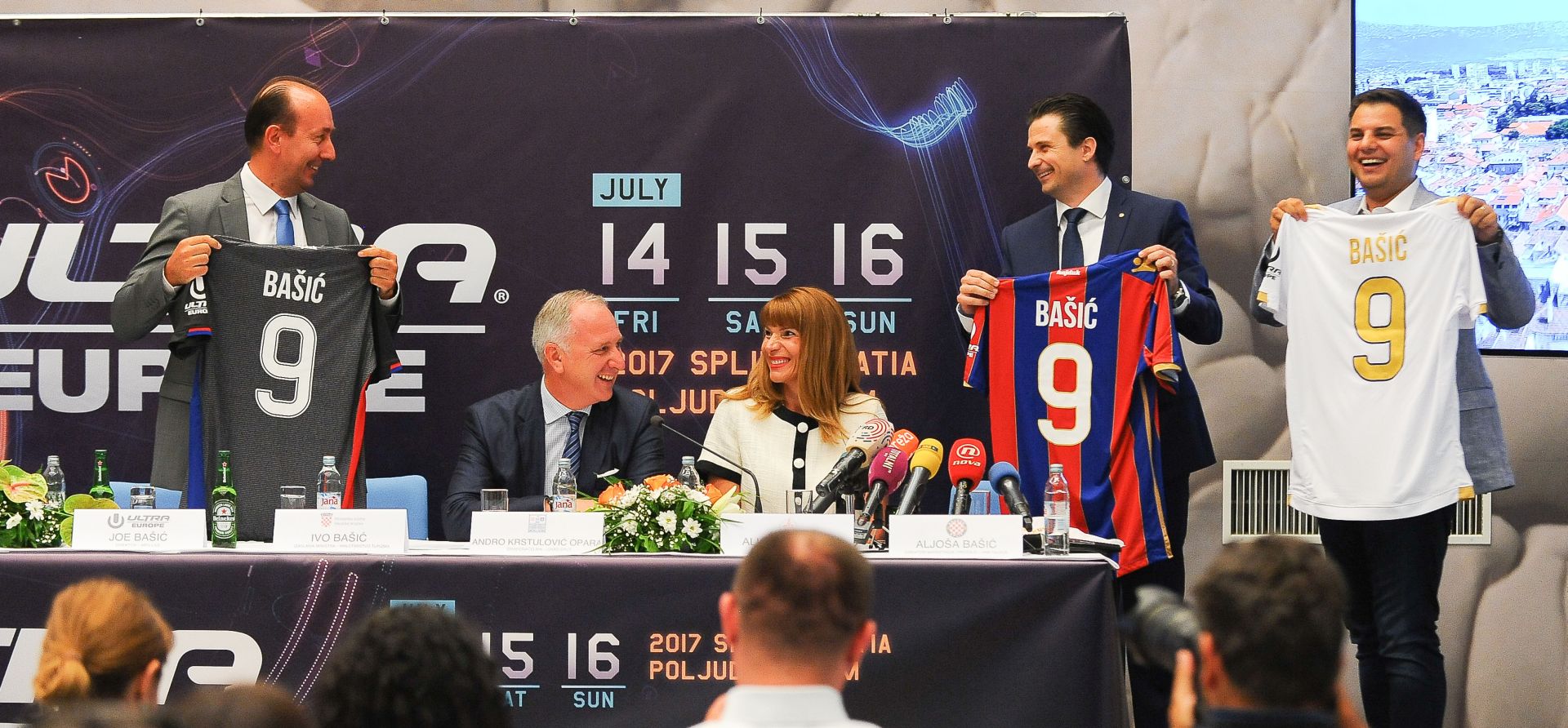 Split,06.07.2017.-  Radison Blu Resort najavna konferencija za predstojeći Ultra Europe Festival.
Sljeva na desno na fotografiju su Ivo Bašić,Andro Krstulović Opara,Alijana Vukšić i Aljoša Bašić i Joe Bašić.
Foto:Mario Strmotić