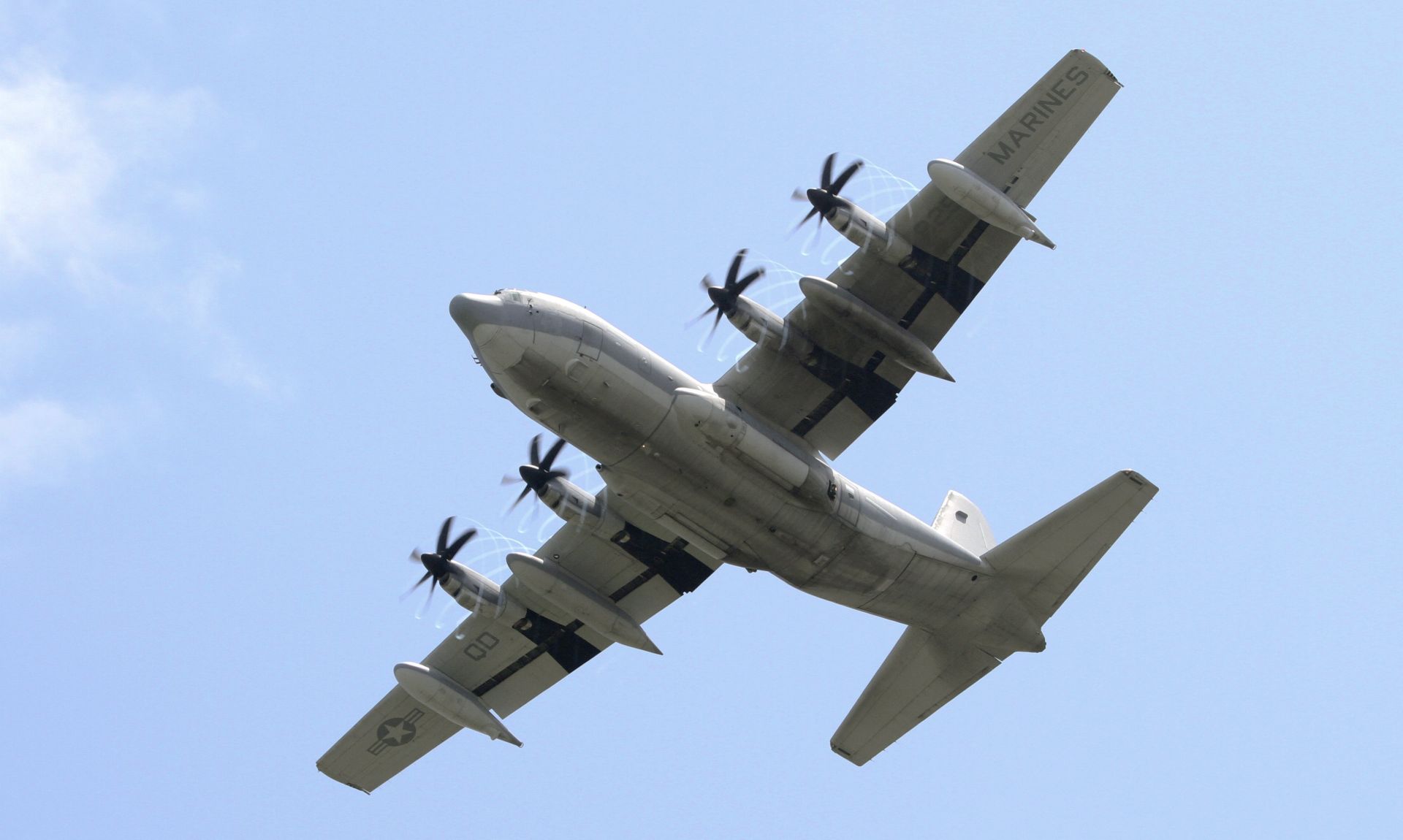 epa06080337 (FILE) - A US Navy KC-130 Hercules flies over Futenma second elementary school, where Japanese Prime Minister Yukio Hatoyama visits the school to inspect and talks with residents for a relocation of U.S. Marine Corps Air Station Futenma, in Ginowan on Japan's southwestern island of Okinawa, 04 May 2010 (reissued 11 July 2017). According to media reports on 10 July 2017, a Marine Corps KC-130 airplane crashed in Leflore County, Mississippi, killing all 16 people on board. The plane reportedly crashed in a field 136 km from Jackson, the state's capital city. An investigation into the cause of the crash is ongoing.  EPA/KIMIMASA MAYAMA