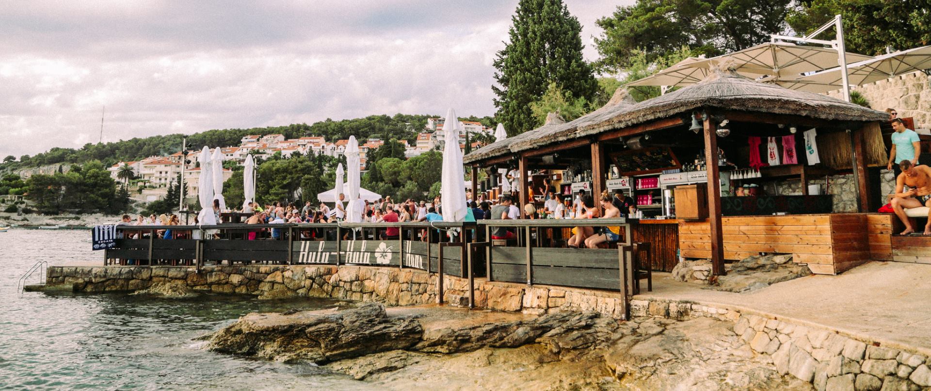 Hula Hula Hvar