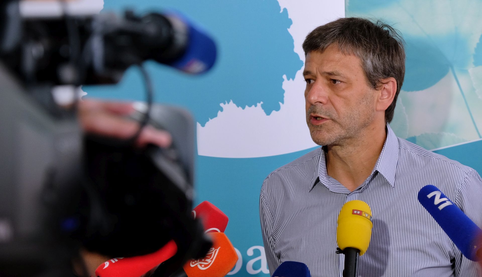 Zagreb, 09.08.2017. - Predsjednik udruge Lipa Davor Huić, dao je izjavu za medije vezano za Peticiju protiv uvođenja poreza na nekretnine.
Na fotografiji Davor Huić.
foto HINA/ Edvard ŠUŠAK/ es