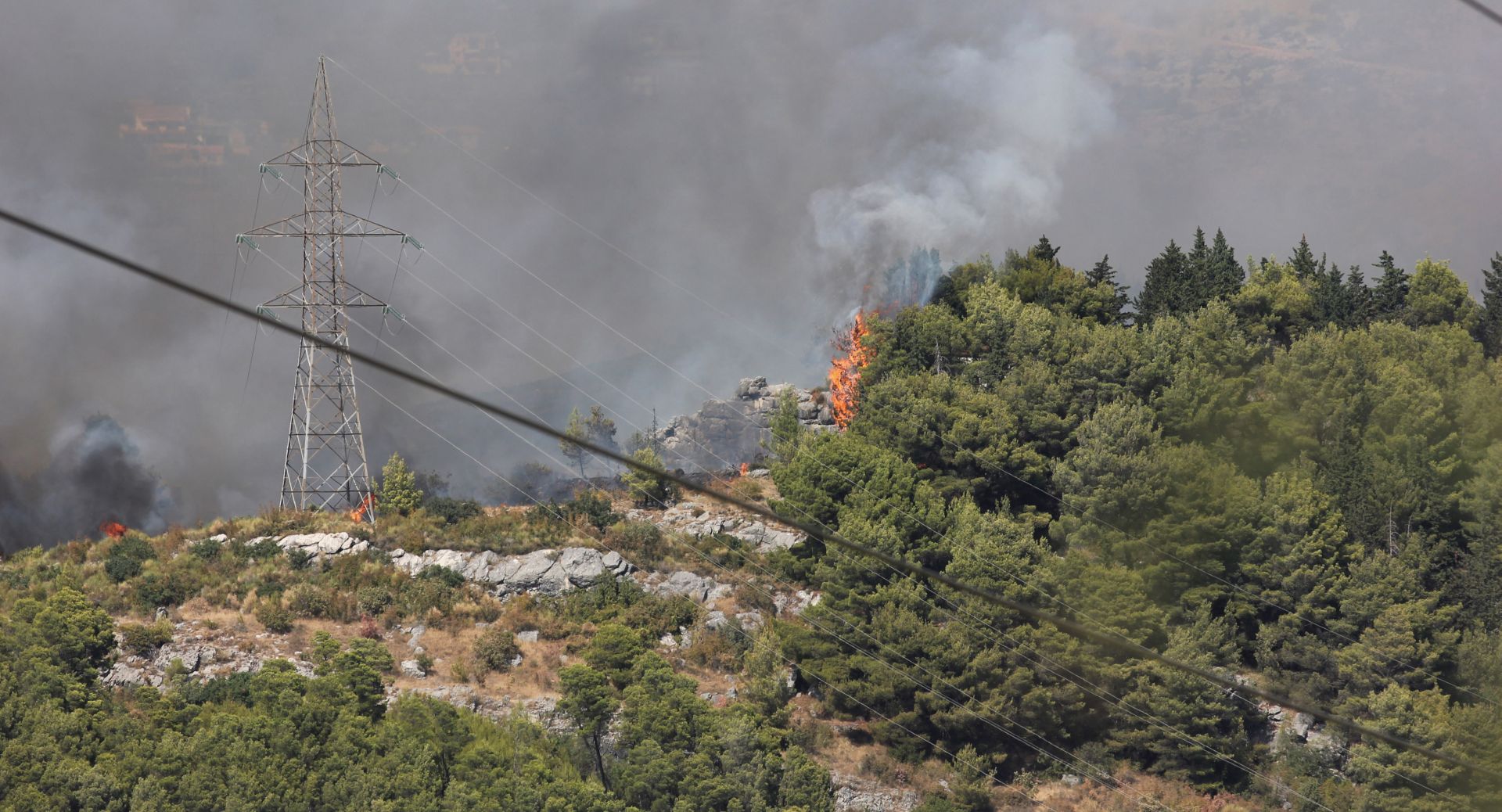 Split, 09.08.2017 - Poar kod Klisa.
foto HINA/ Miroslav LELAS/ ik
