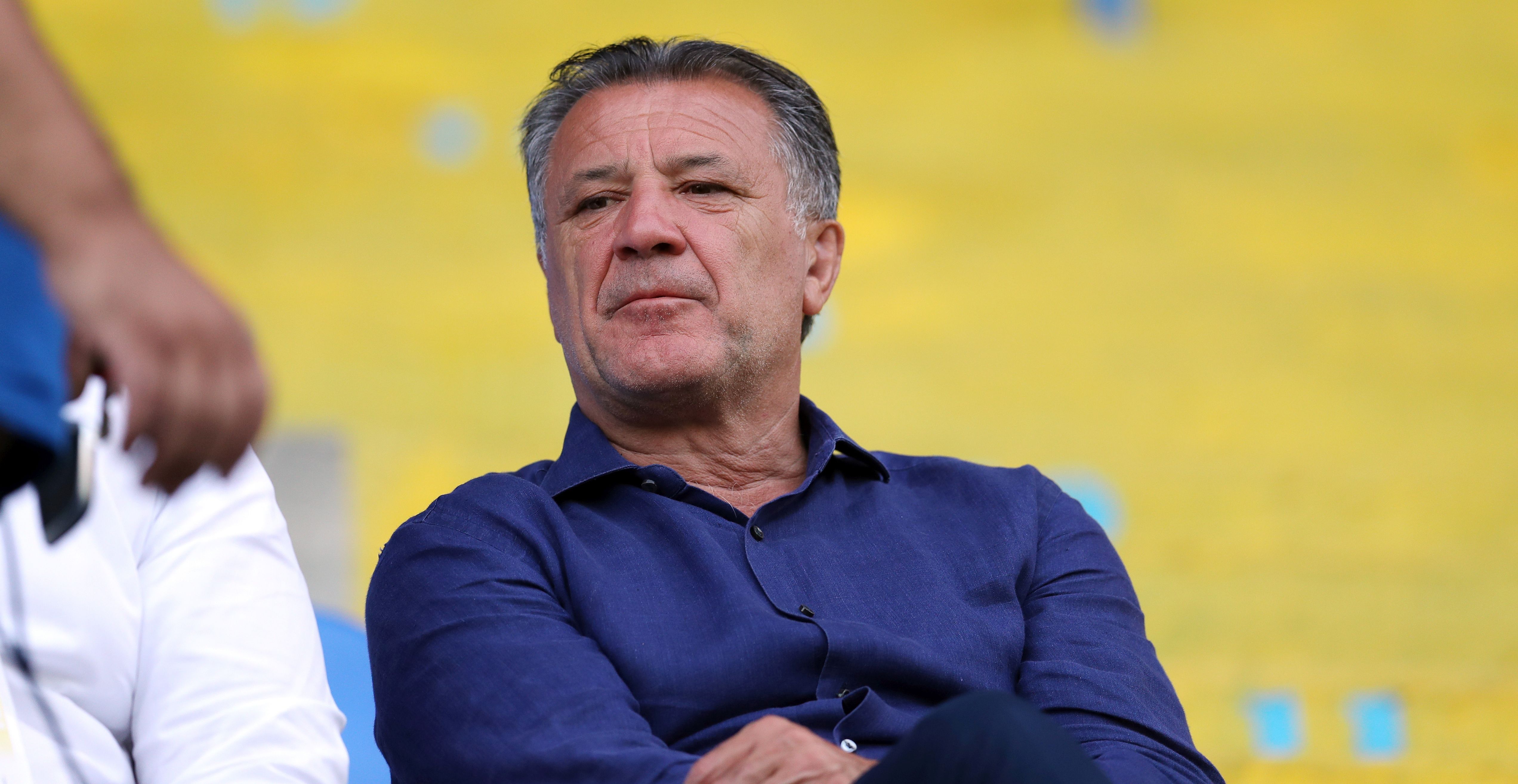Zagreb, 16.08.2017 - Trening nogometaa Dinama pred sutranju utakmicu play off-a Europa Lige izmeðu Dinama i Skenderbeua. Na slici Zdravko Mamiæ pratio je trening nogometaa Dinama sa tribina.
foto HINA/ Damir SENÈAR /ds