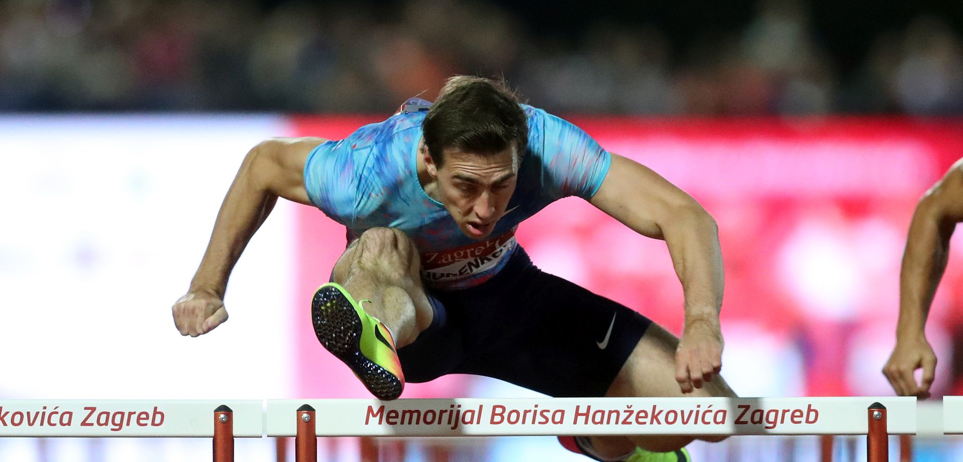 Zagreb, 29.8.2017.- Atletski miting IAAF World Challenge Zagreb 2017, 67. Memorijal Borisa Hanekoviæa na atletskom stadionu na Mladosti, utrka na 110 metara s preponama. Na slici pobjednik utrke Sergey Shubenkov.
foto HINA/ Damir SENÈAR/ ua