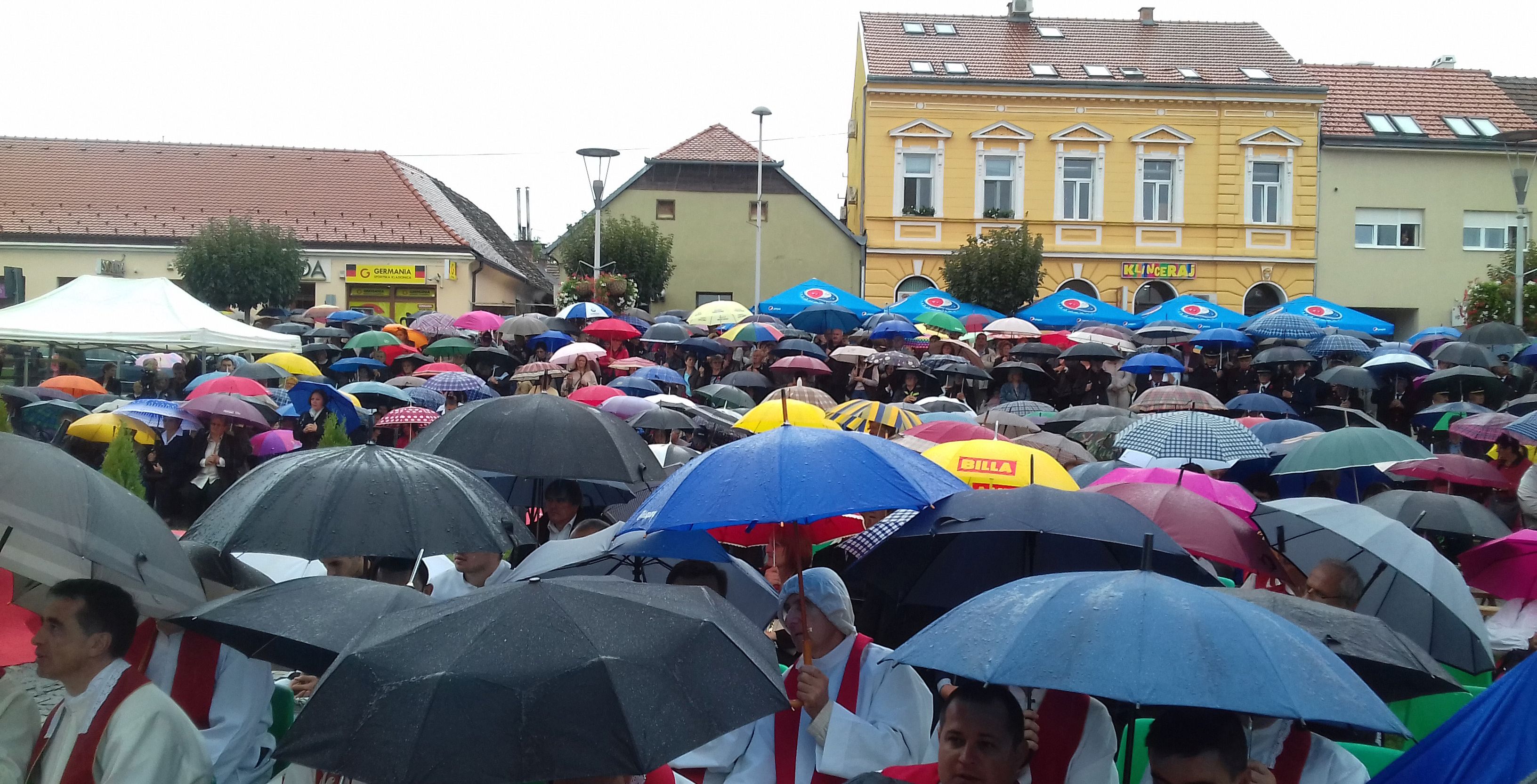 Krievci, 7.9.2017 - Krievci su u èetvrtak obiljeili blagdan svoga zatitnika, svetog  Marka Krievèanina, treæeg sveca Crkve u Hrvata koji je stradao muèenièkom smræu u Koicama 1619. godine, a kojega je papa Ivan Pavao II kanonizirao u srpnju 1995. godine.
foto HINA/ ua