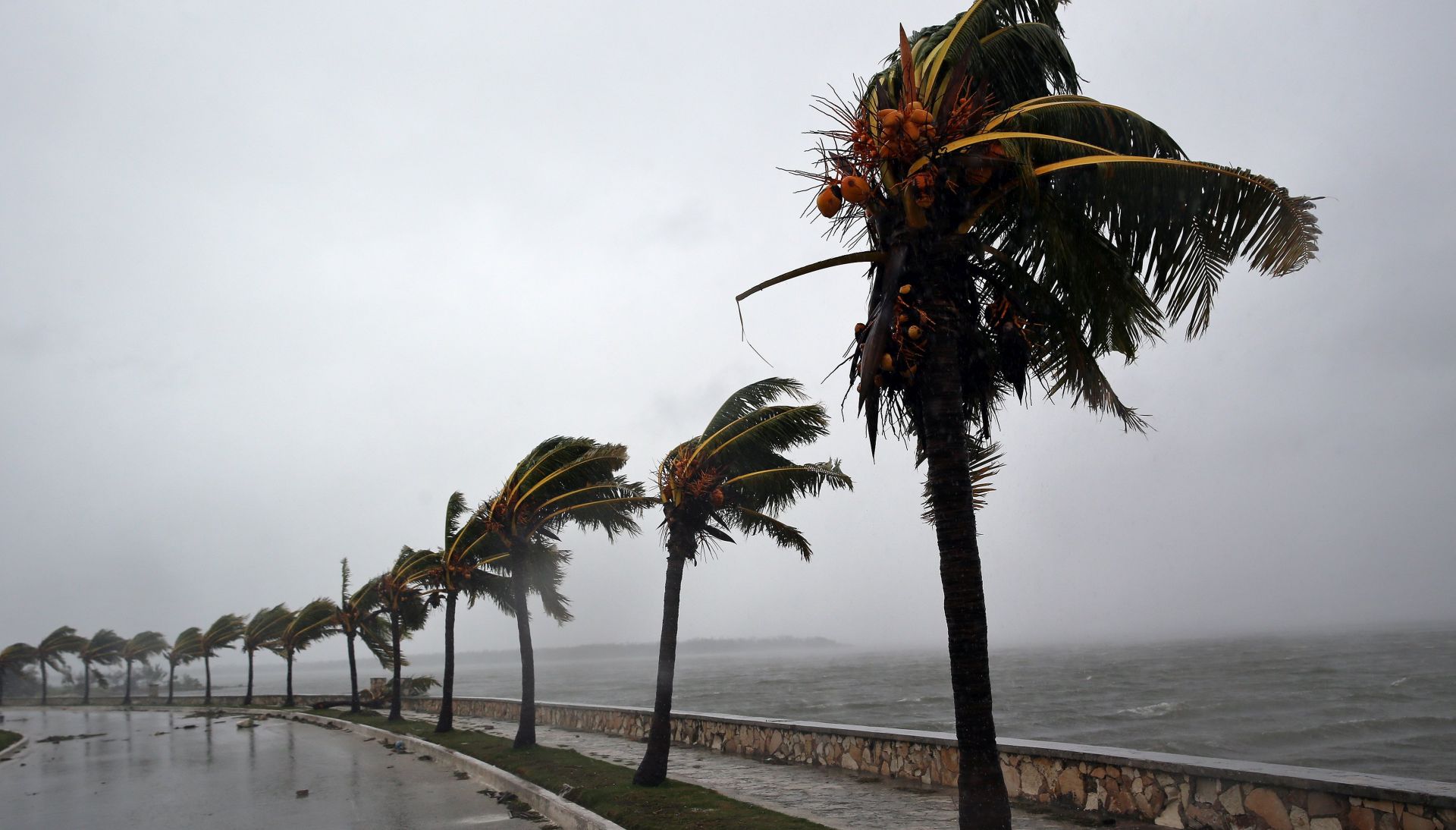 epaselect epa06195477 A view of a street after hurricane Irma hit Caibarien, Villa Clara, Cuba, 09 September 2017. Irma approaches Florida where many areas are under mandatory evacuation orders  EPA/Alejandro Ernesto