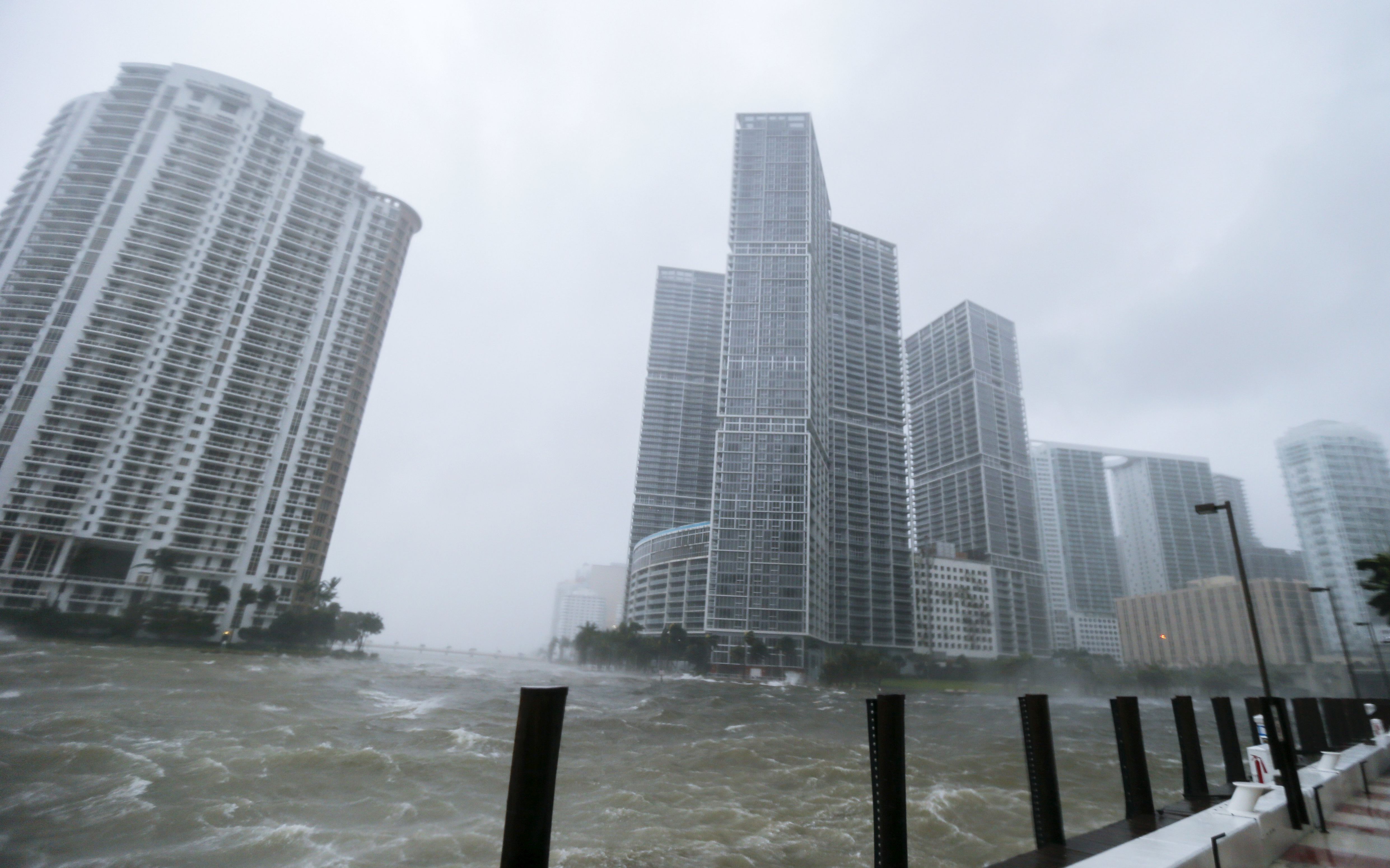 epa06196067 The rough waters where the Miami River meets Biscayne Bay shows the full effects of Hurricane Irma strike in Miami, Florida, USA, 10 September 2017. Many areas are under mandatory evacuation orders as Irma approaches Florida. The National Hurricane Center has rated Irma as a Category 4 storm as the eye crosses the lower Florida Keys.  EPA/ERIK S. LESSER