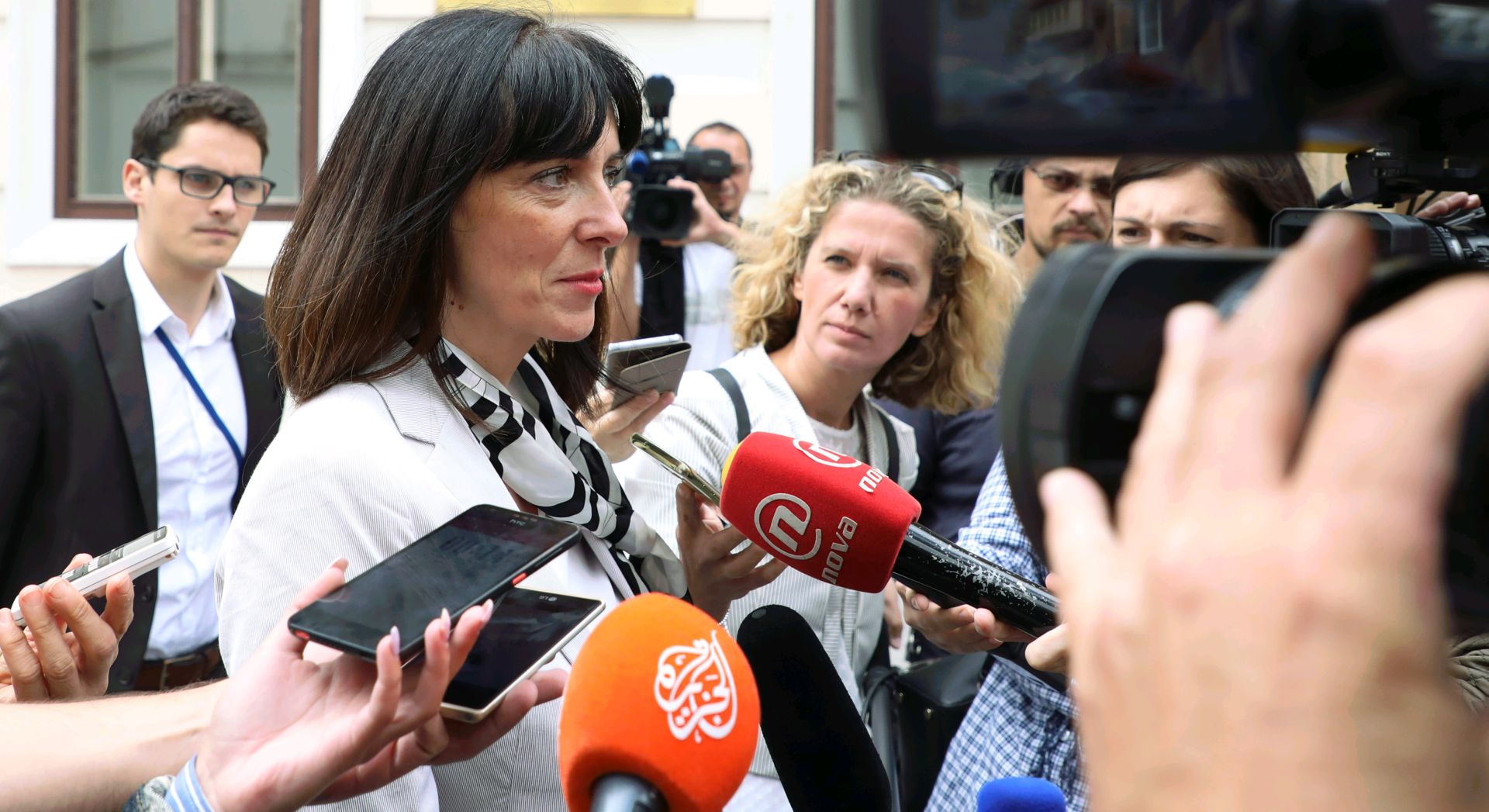 Zagreb, 14.09.2017. - Izjava za medije ministrice znanosti i obrazovanja Blaenke Divjak nakon sjednice Vlade . Na fotografiji Blaenka Divjak. foto HINA/Lana SLIVAR DOMINIÆ/ lsd