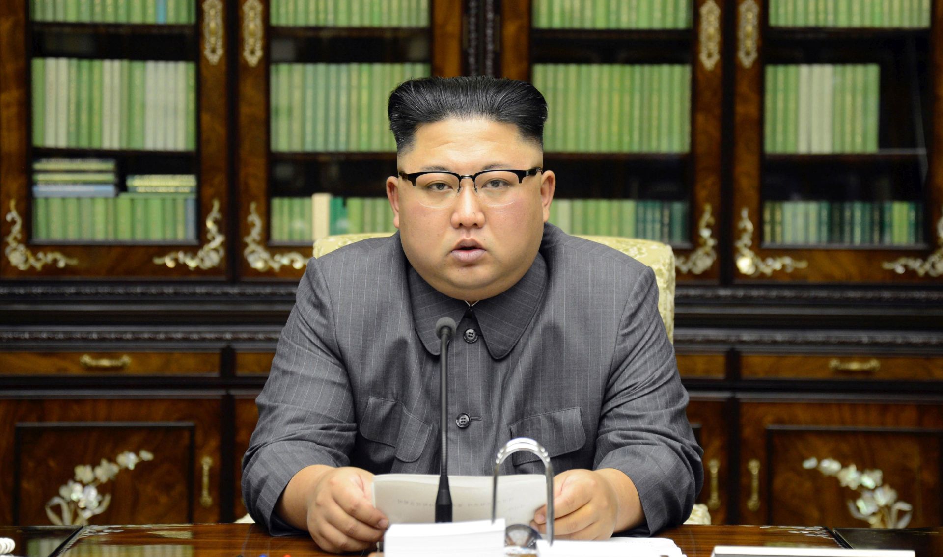 epa06218938 A photo released by the North Korean Central News Agency (KCNA), the state news agency of North Korea, shows North Korean Supreme Leader Kim Jong-un delivering a speech in Pyongyang, North Korea, 21 September 2017 (issued 22 September 2017). The North Korean leader released a statement on the day vowing to make US President Donald J. Trump 'pay dearly' for threatening North Korea in remarks he made during the 72nd United Nations General Assembly held in New York, USA. President Trump, during the assembly on 19 September 2017, vowed to 'totally destroy' North Korea if it posed threats to the USA and its allies.  EPA/KCNA   EDITORIAL USE ONLY